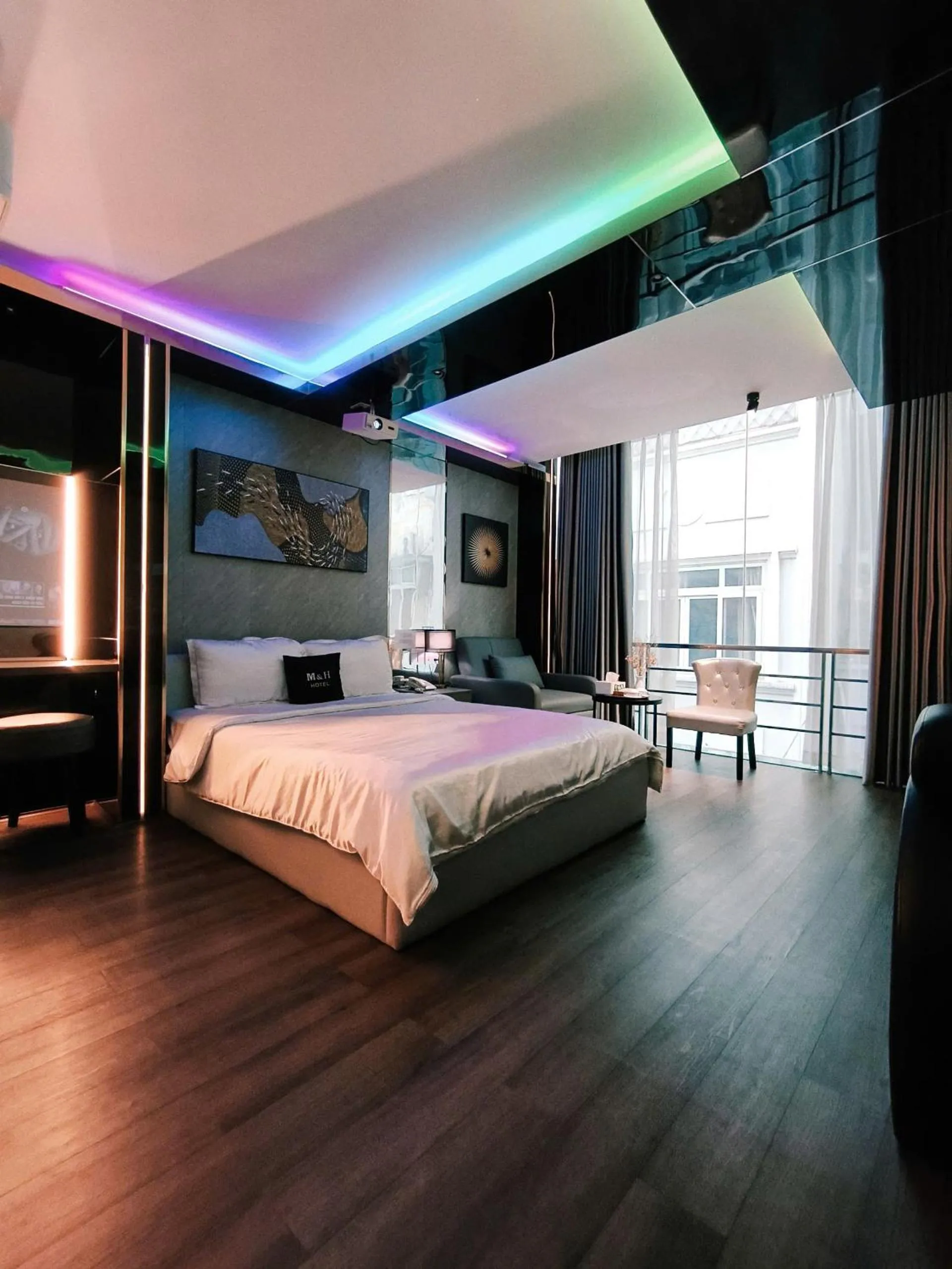 Photo of the whole room, Bed in M&H Lux Hotel