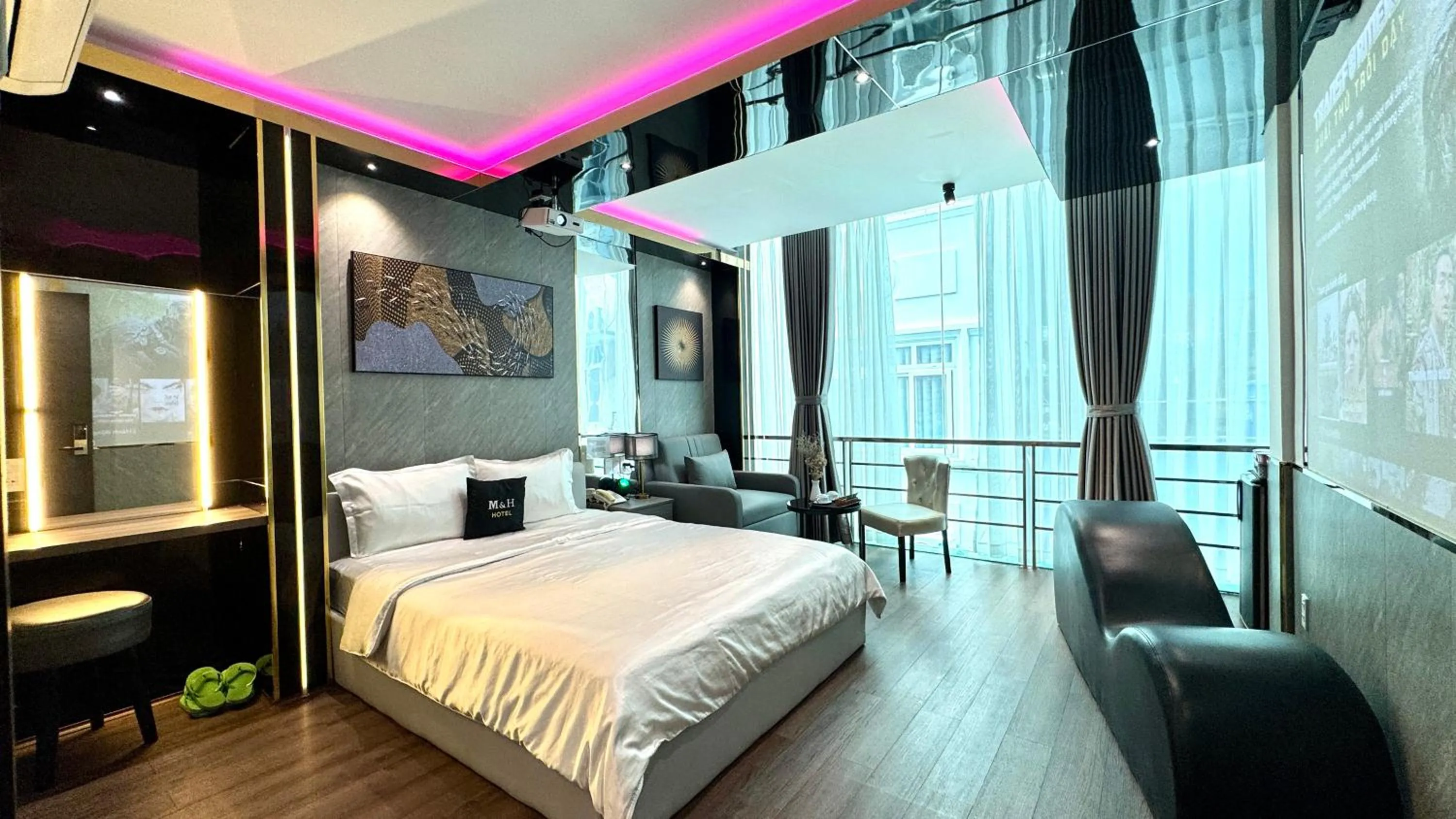 Photo of the whole room, Bed in M&H Lux Hotel