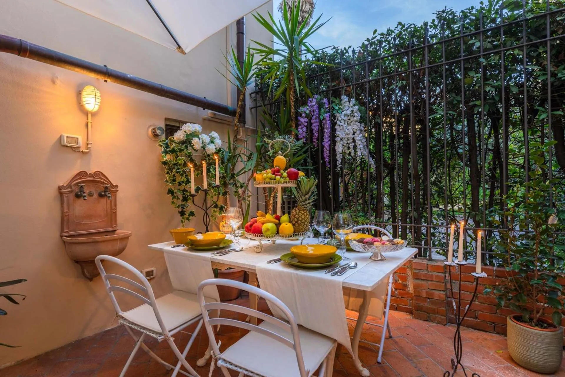 The Garden Along The Stream, romantic apartment Lucca