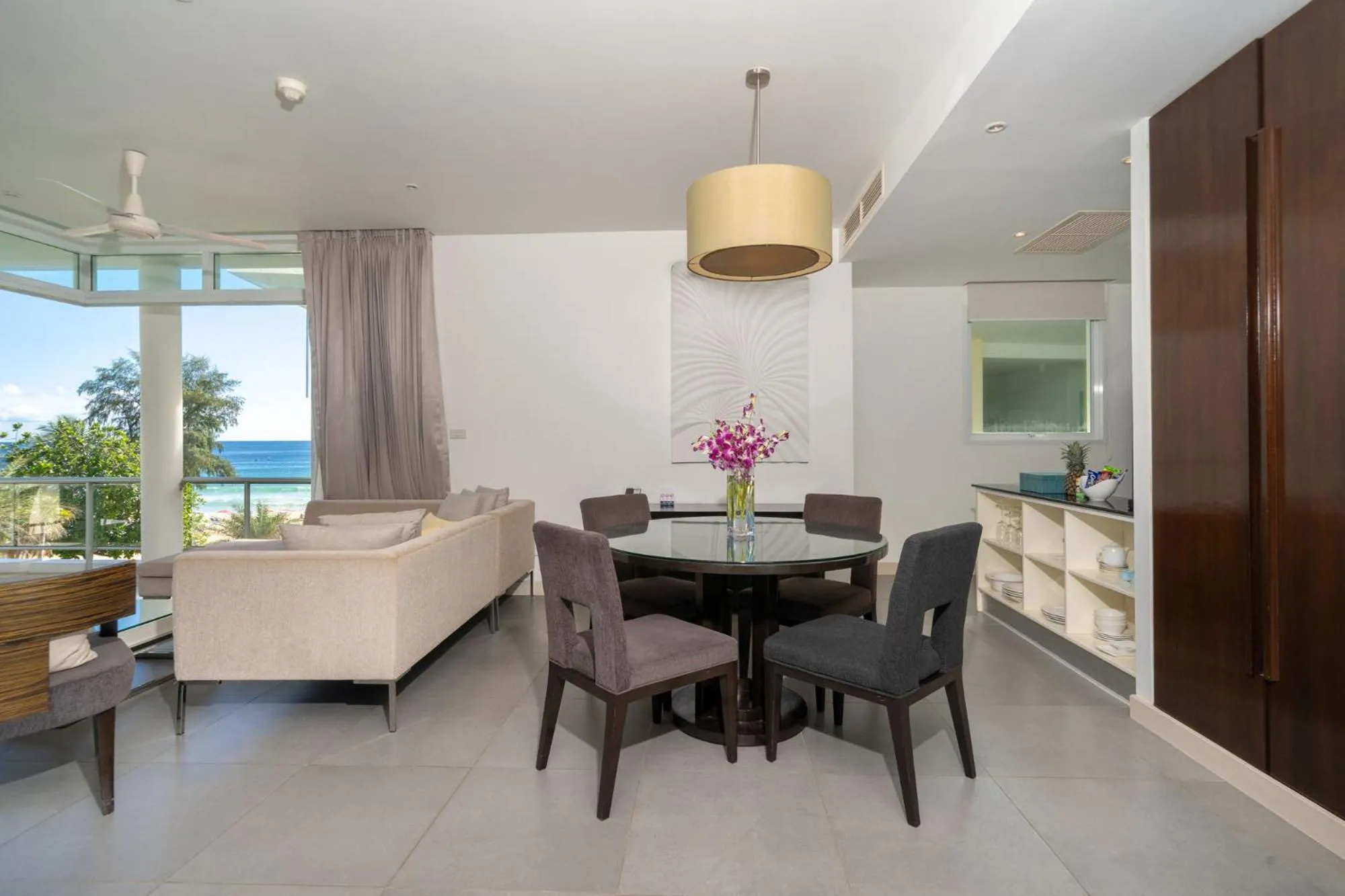 Living room in Karon Beachfront Apartment 724