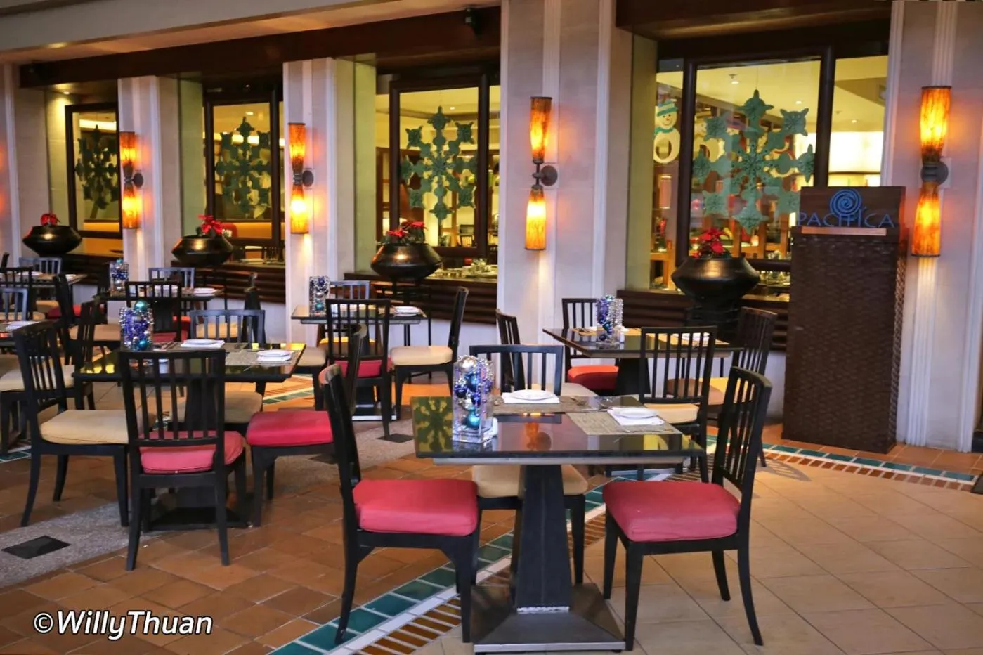 Breakfast in Karon Beachfront Apartment 724