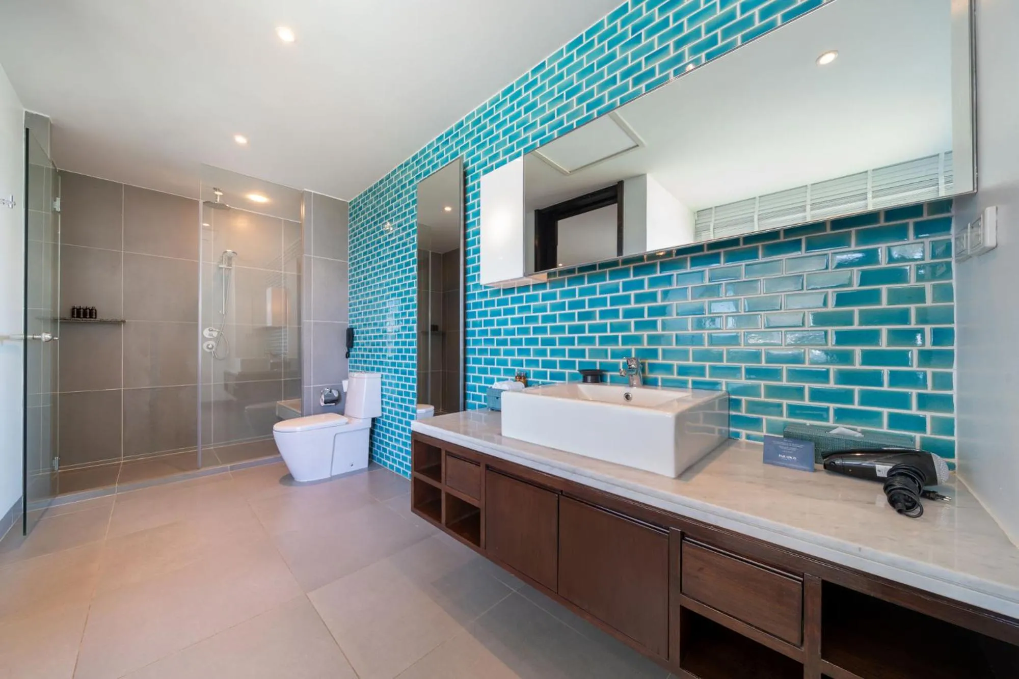 Shower in Karon Beachfront Apartment 724