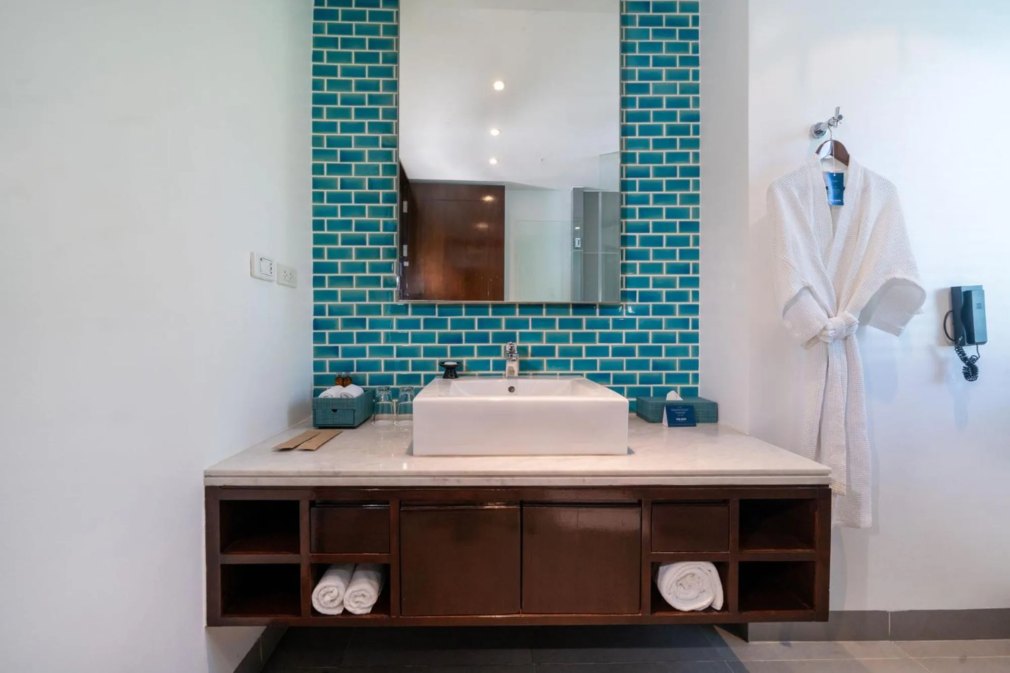 Bathroom in Karon Beachfront Apartment 724