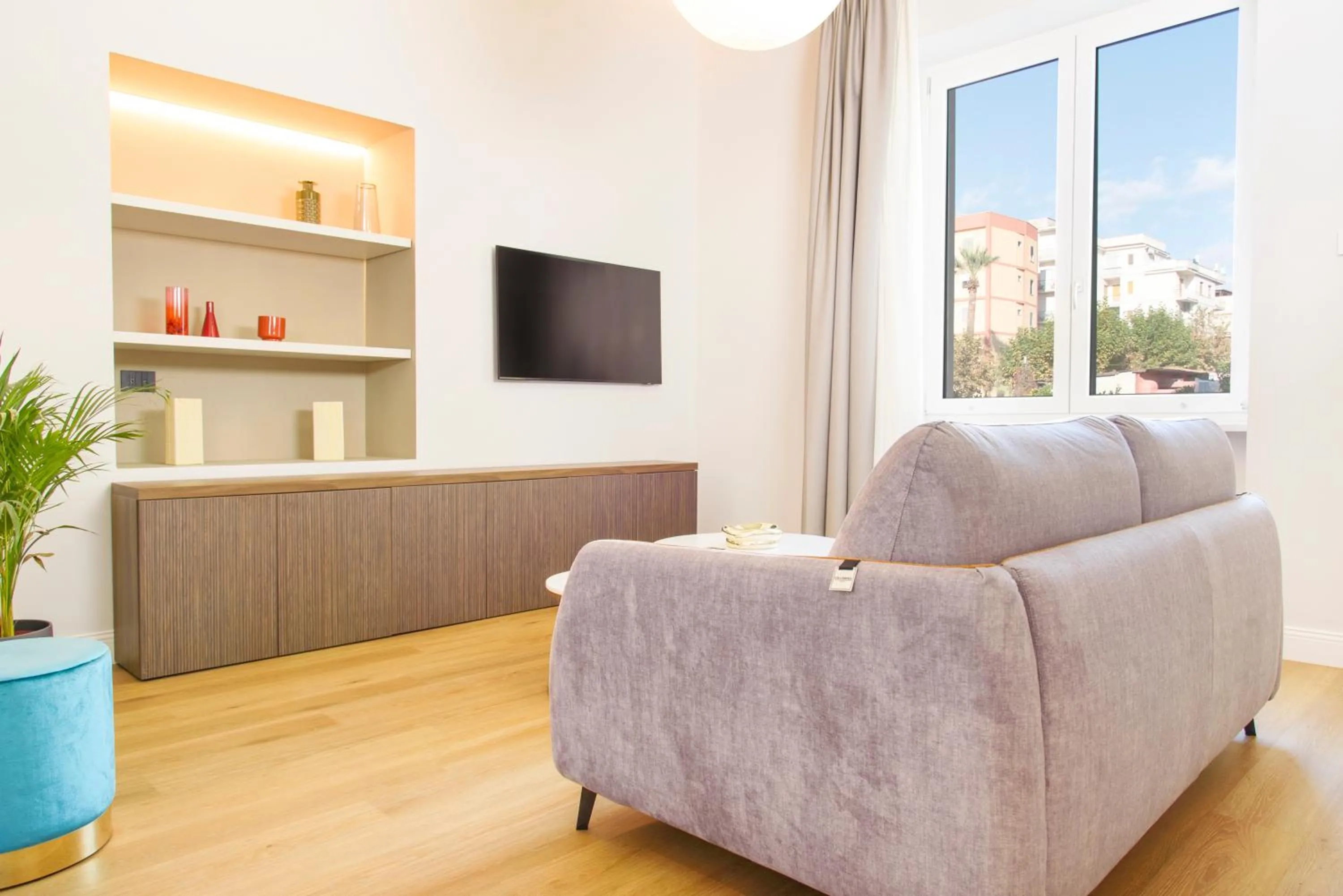 TV and multimedia in Vesuvius Palace Aparthotel