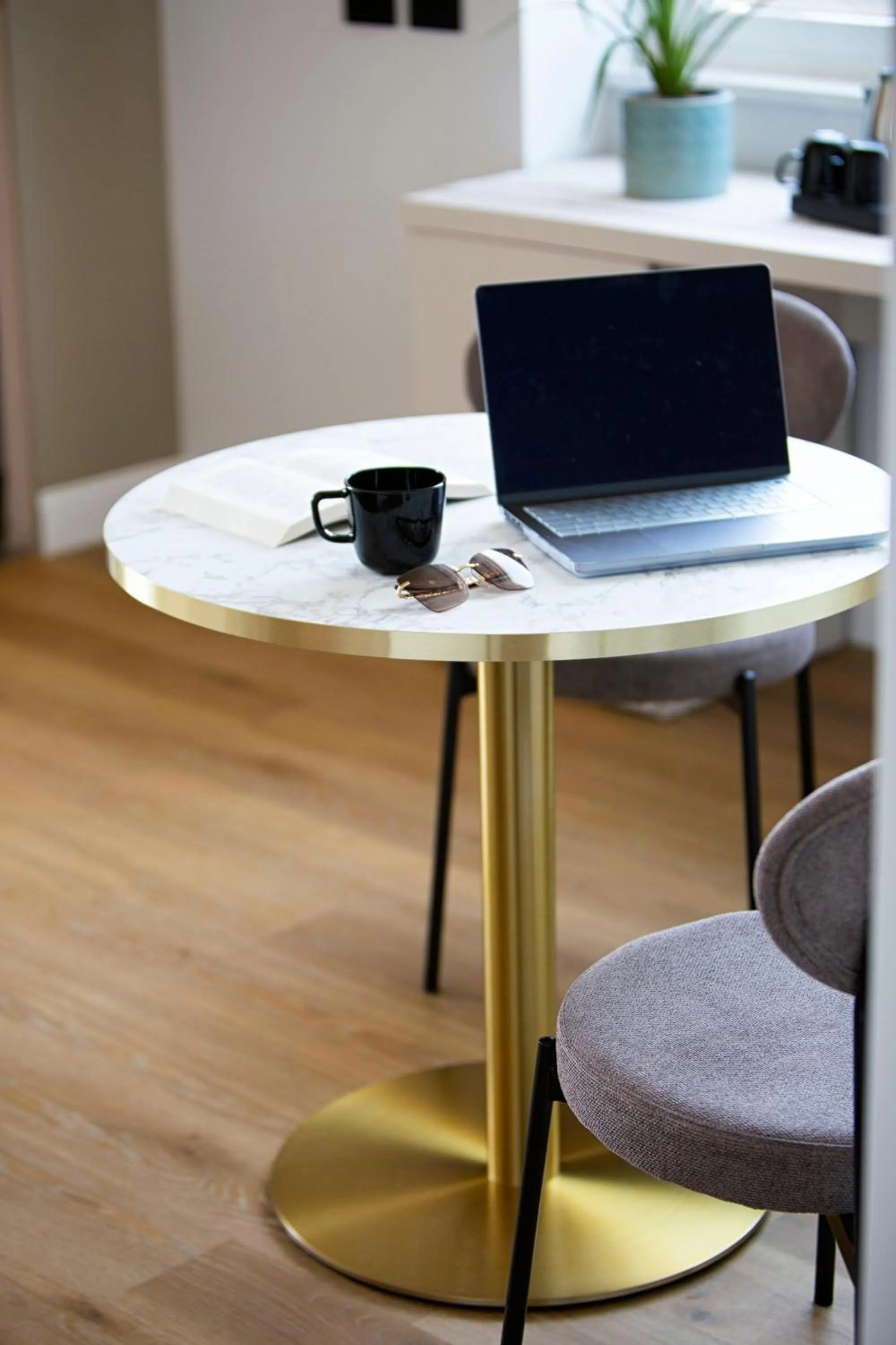 Dining area in Vesuvius Palace Aparthotel