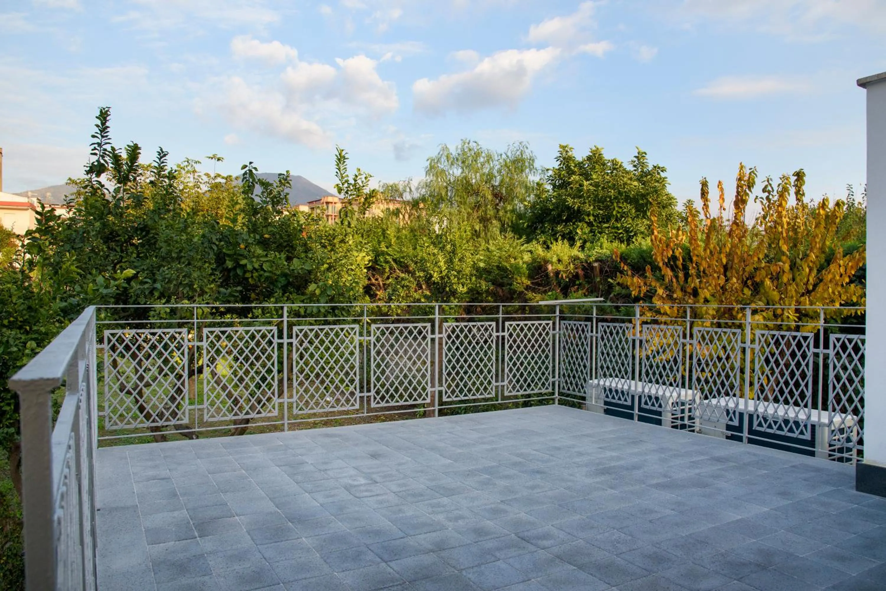 Patio in Vesuvius Palace Aparthotel