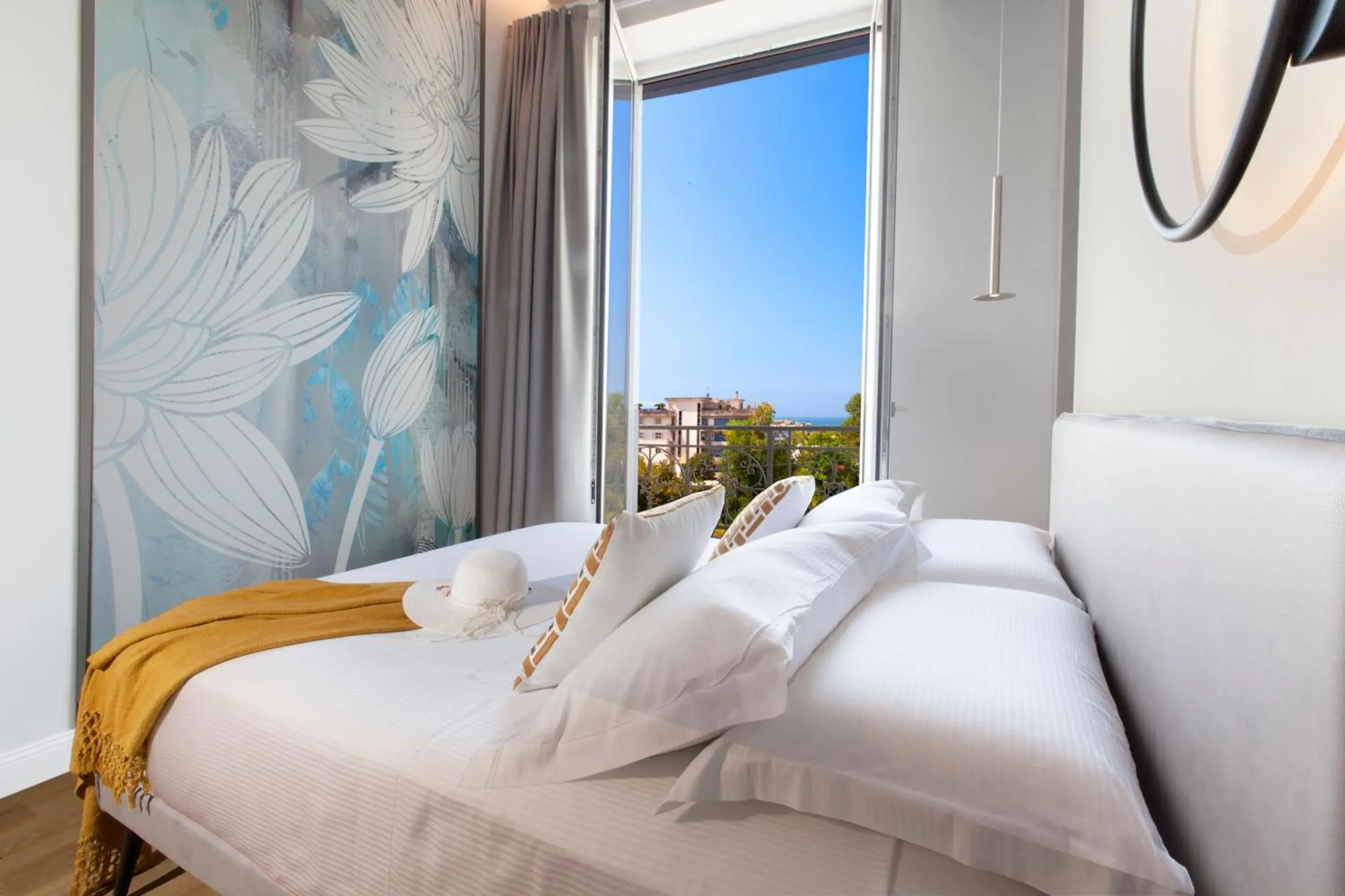 Bed in Vesuvius Palace Aparthotel Bed in Vesuvius Palace Aparthotel