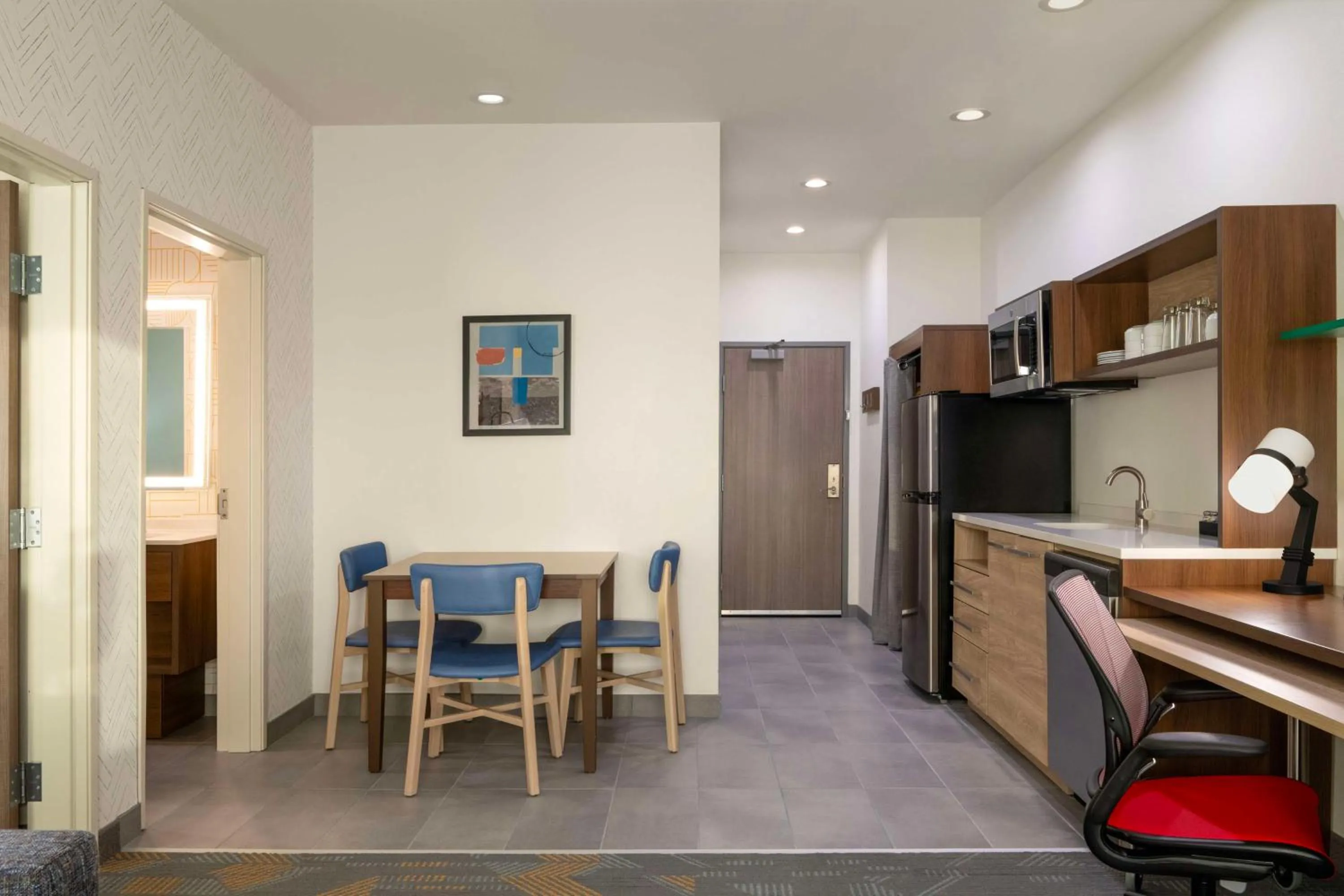 Kitchen or kitchenette in Home2 Suites By Hilton Jonesboro