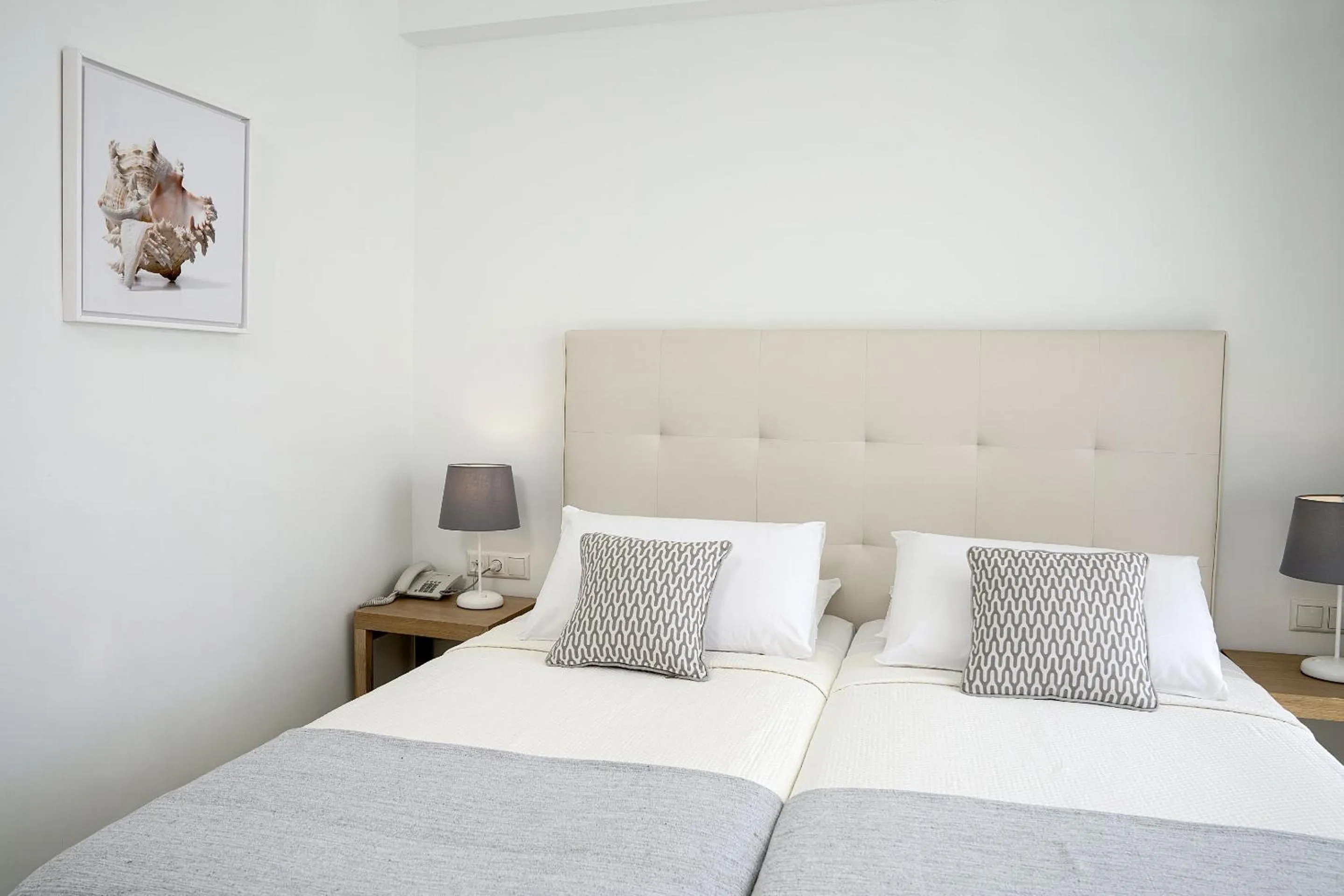 Bed in Maritimo Beach Hotel