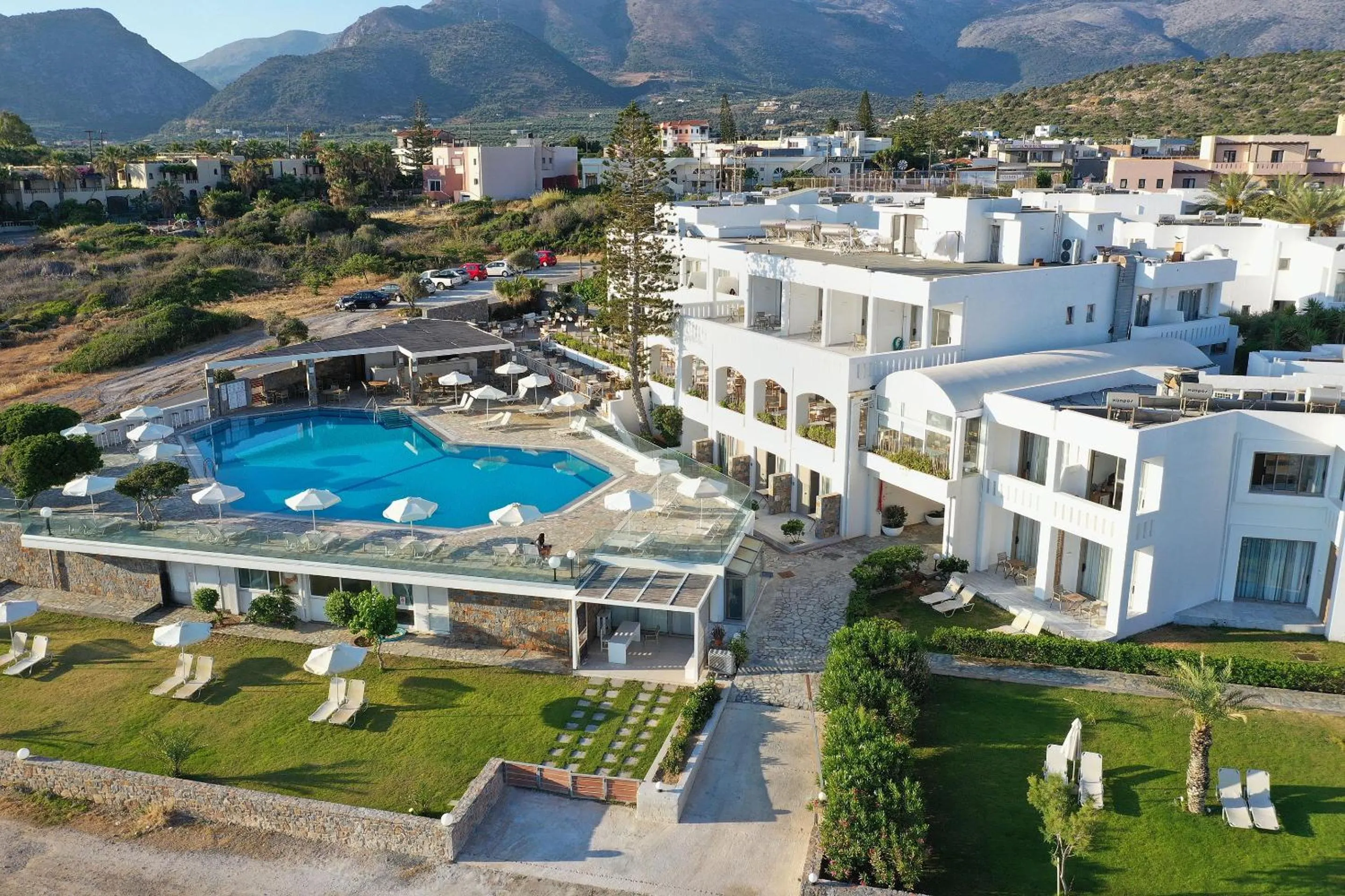 Property building in Maritimo Beach Hotel