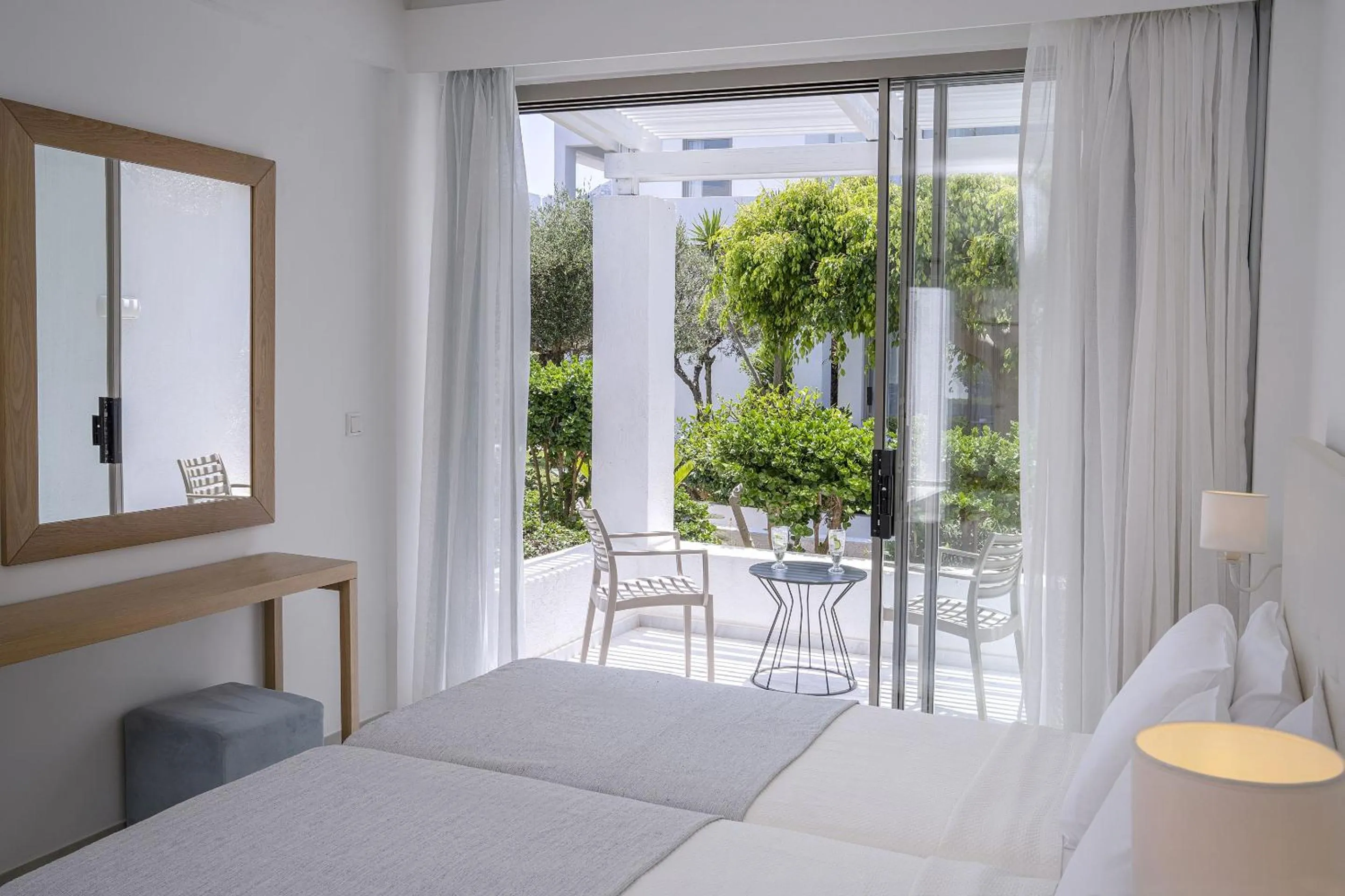 Bed in Maritimo Beach Hotel