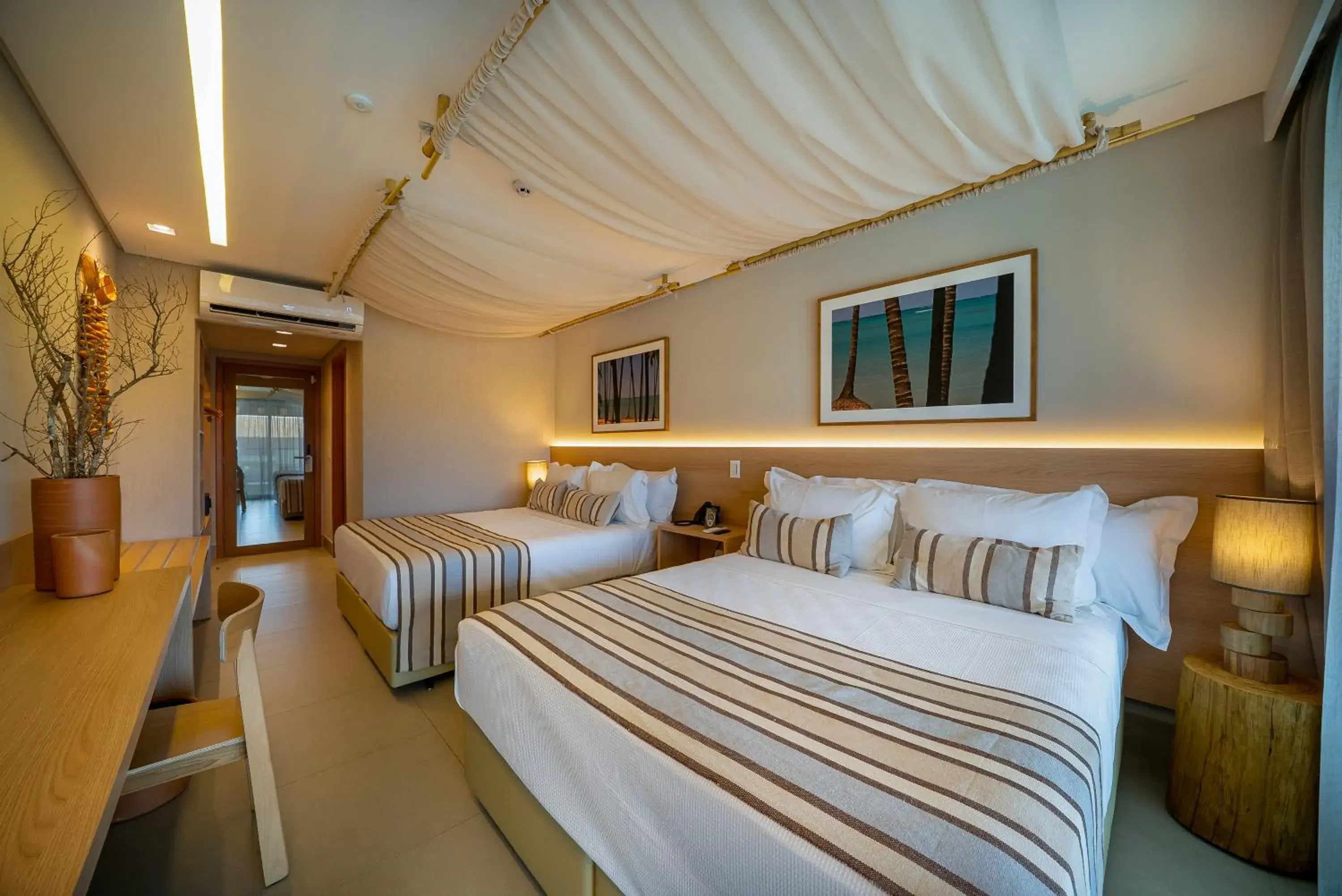 King Suite with Spa Bath in Samoa Villa Resort King Suite with Spa Bath in Samoa Villa Resort