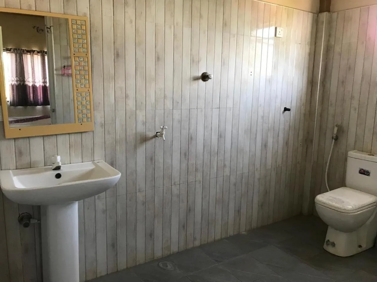 Athi Hotel