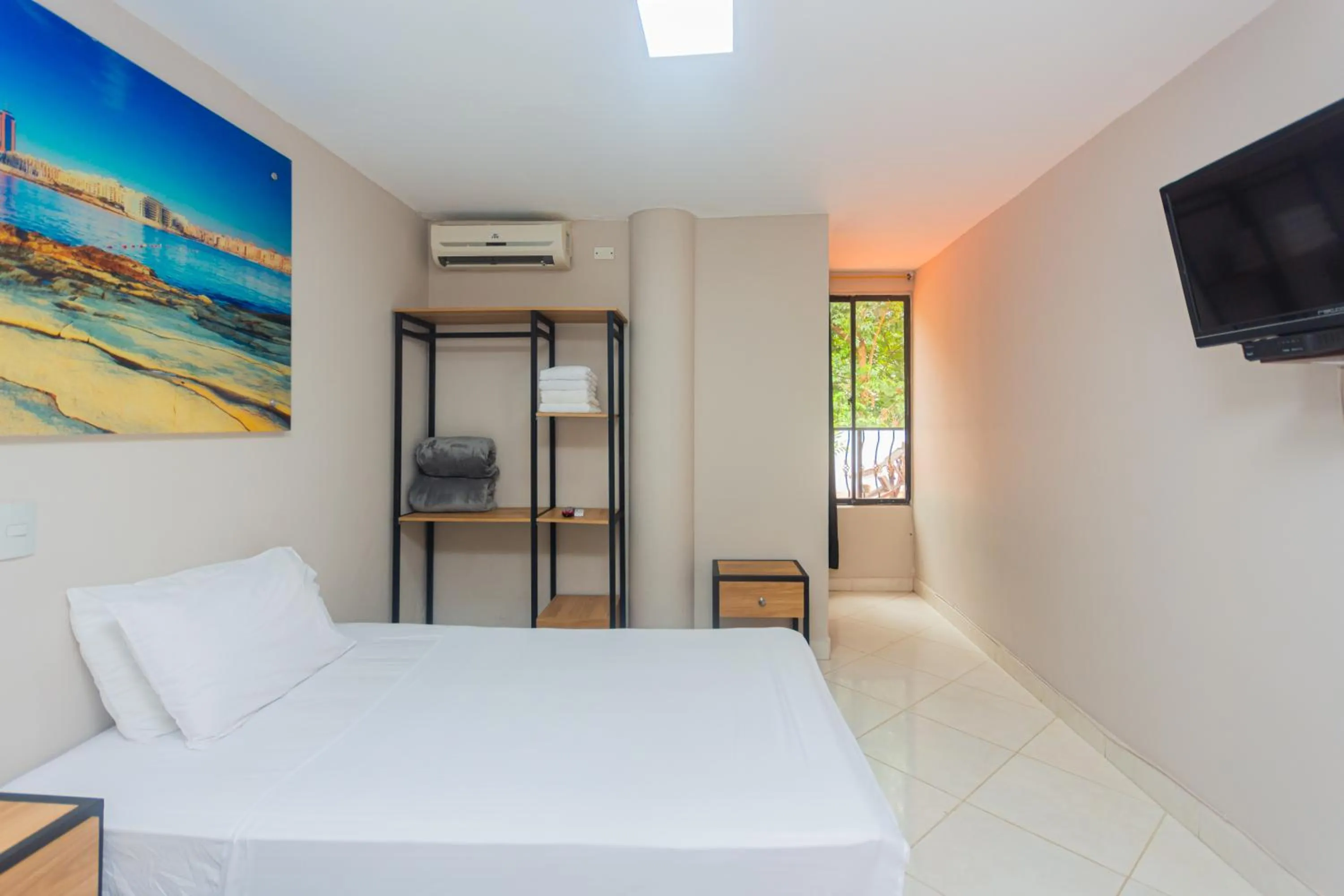 Bedroom, Bed in Hotel Tropical San Jeronimo