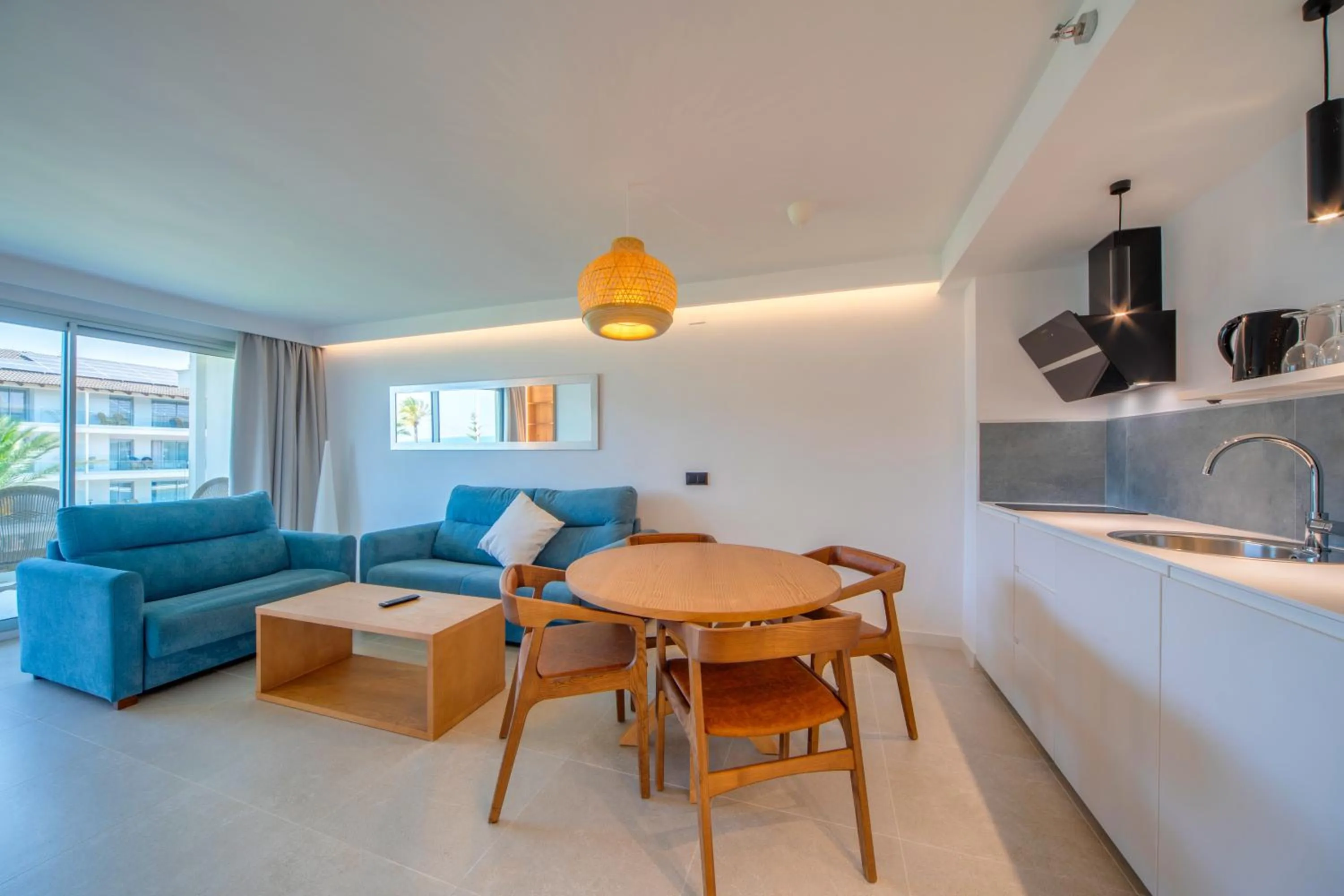 Kitchen or kitchenette in Playa Esperanza Resort Affiliated by Meliá