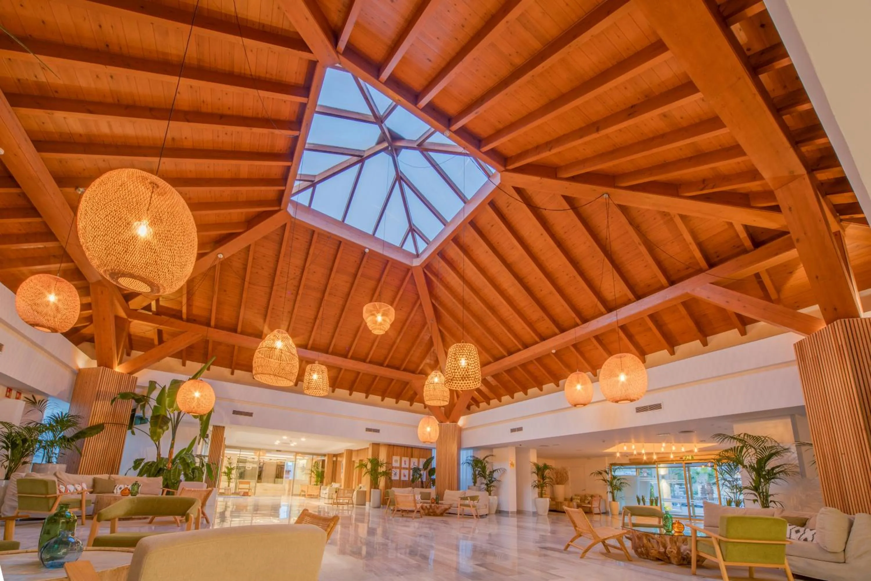 Lobby or reception in Playa Esperanza Resort Affiliated by Meliá