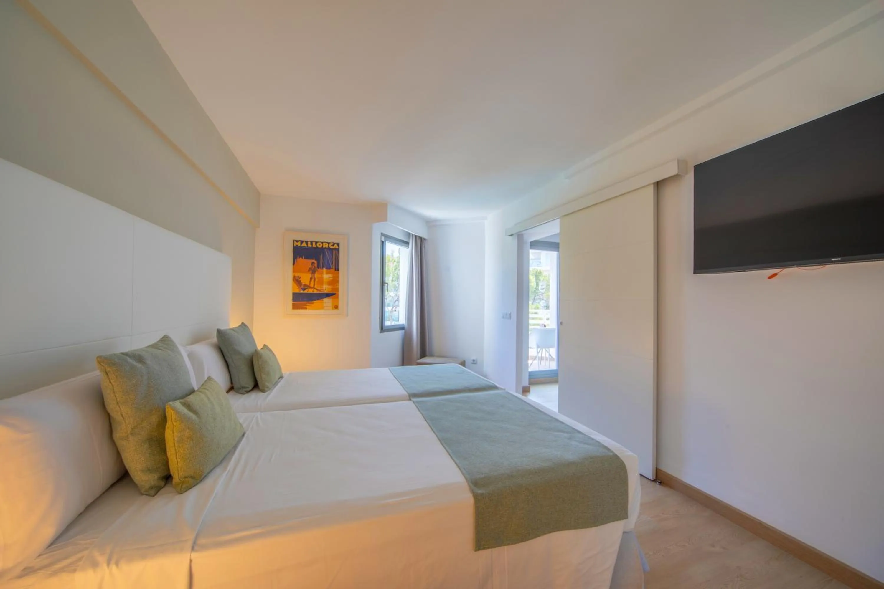 Bed in Playa Esperanza Resort Affiliated by Meliá