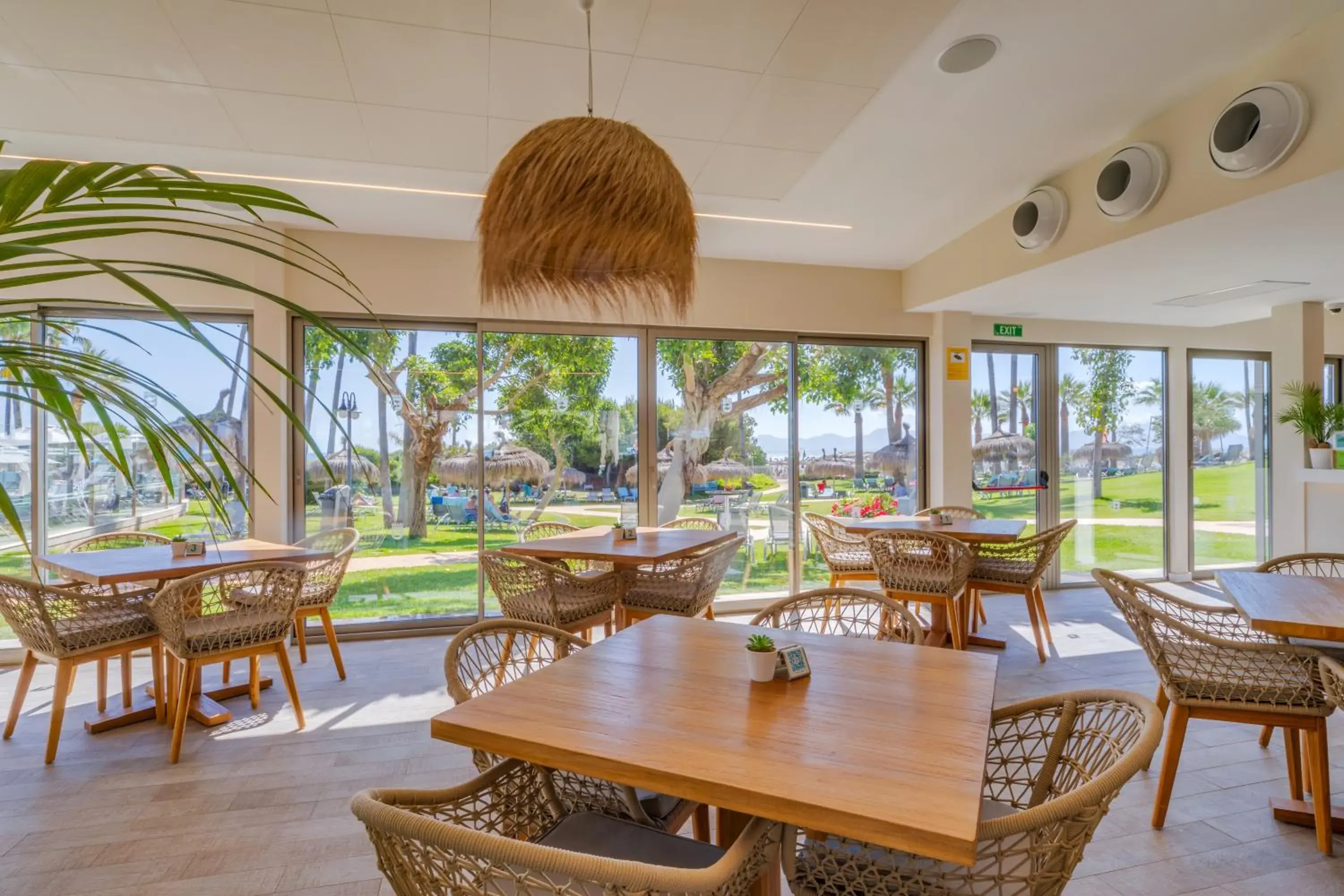 Restaurant/places to eat in Playa Esperanza Resort Affiliated by Meliá Restaurant/places to eat in Playa Esperanza Resort Affiliated by Meliá