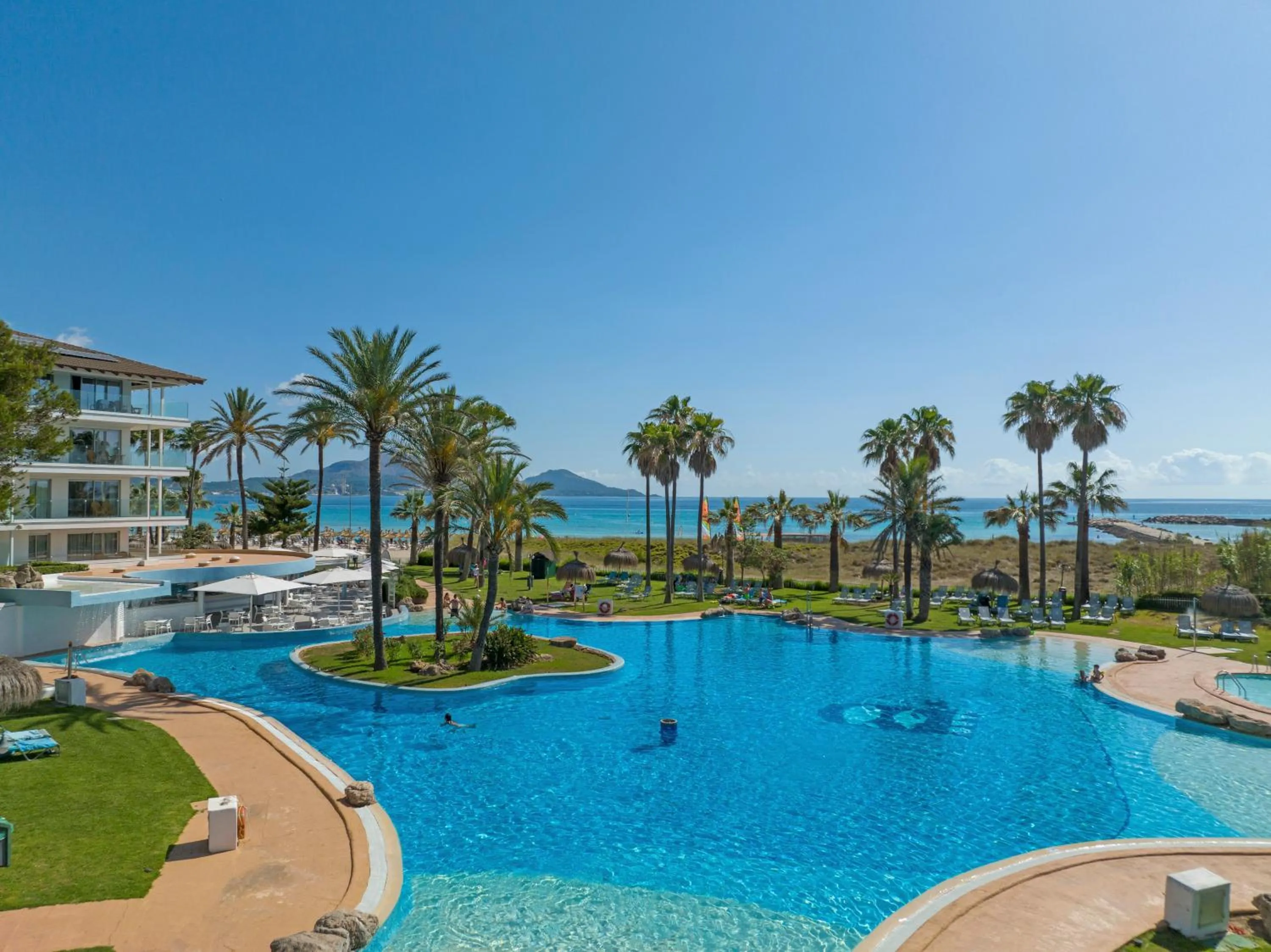 Property building in Playa Esperanza Resort Affiliated by Meliá