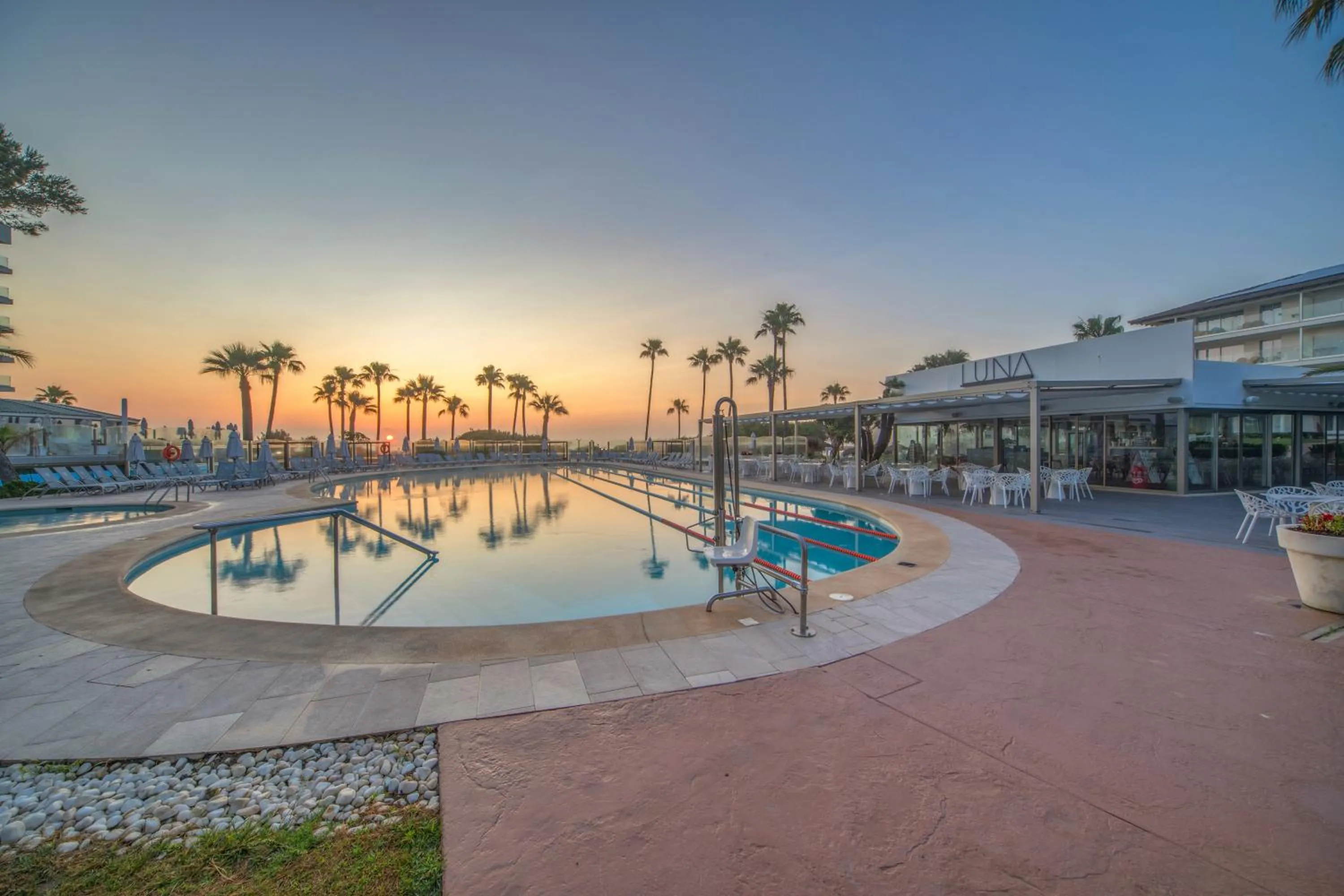 Swimming pool in Playa Esperanza Resort Affiliated by Meliá