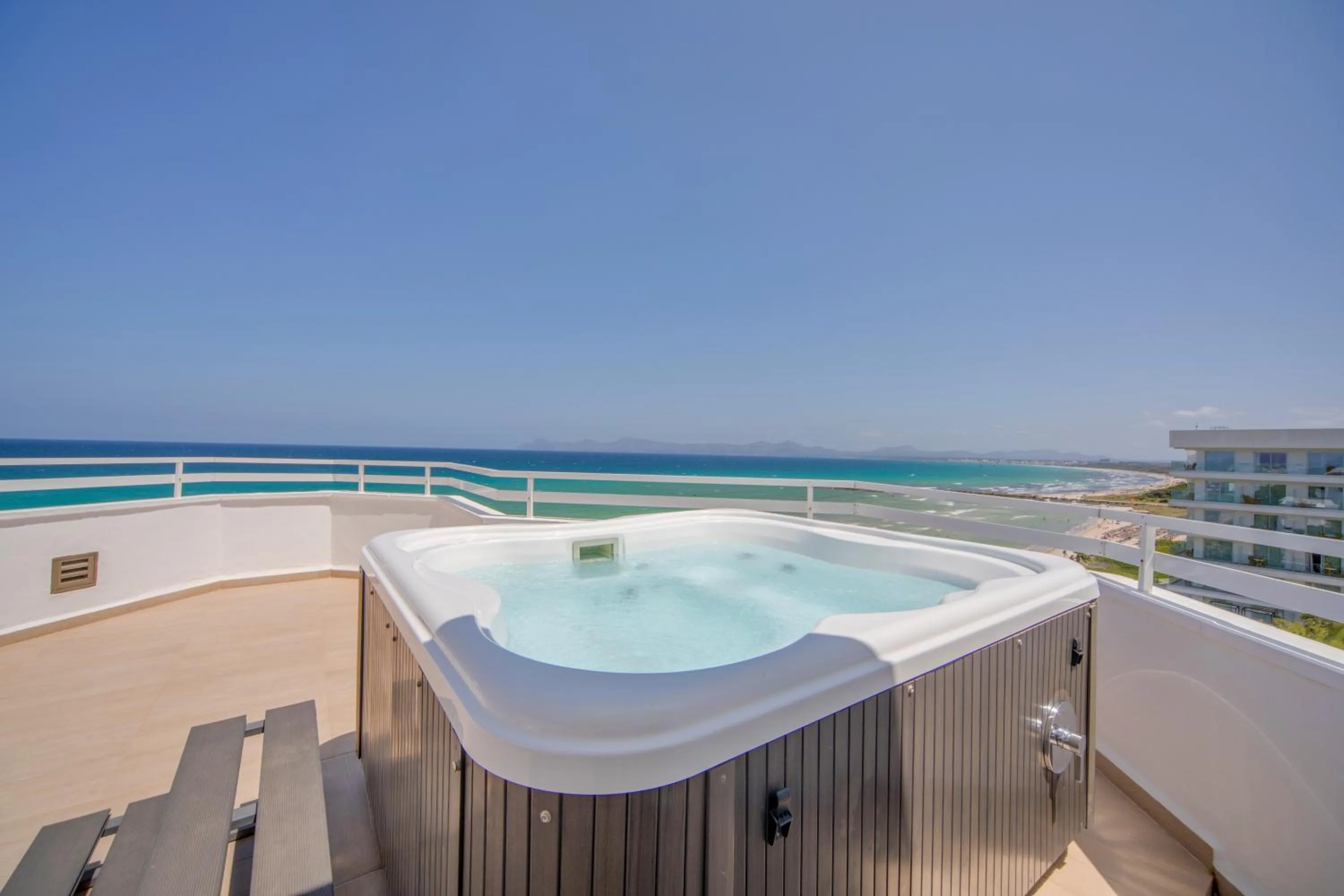 Hot Tub in Playa Esperanza Resort Affiliated by Meliá