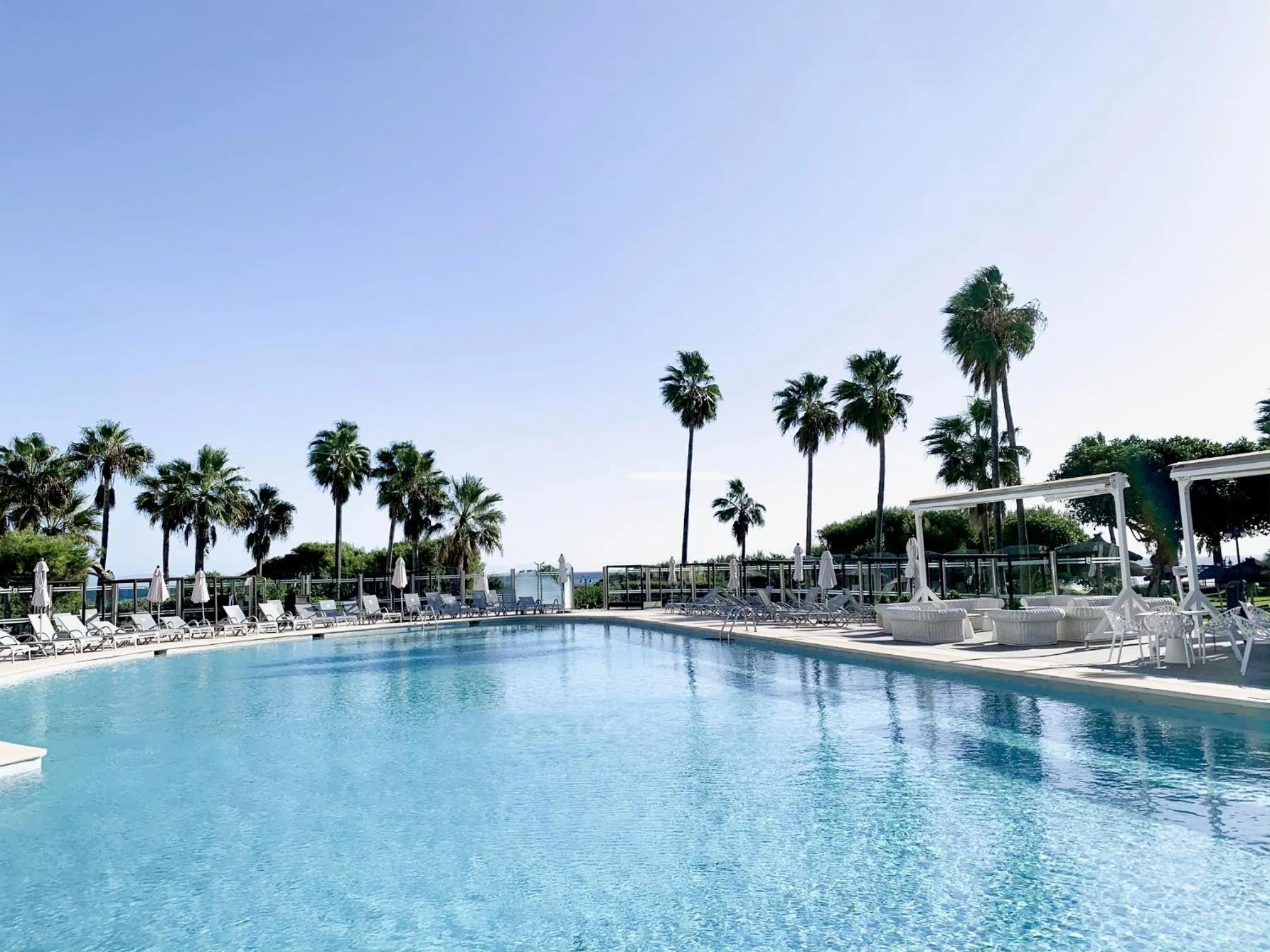 Swimming pool in Playa Esperanza Resort Affiliated by Meliá