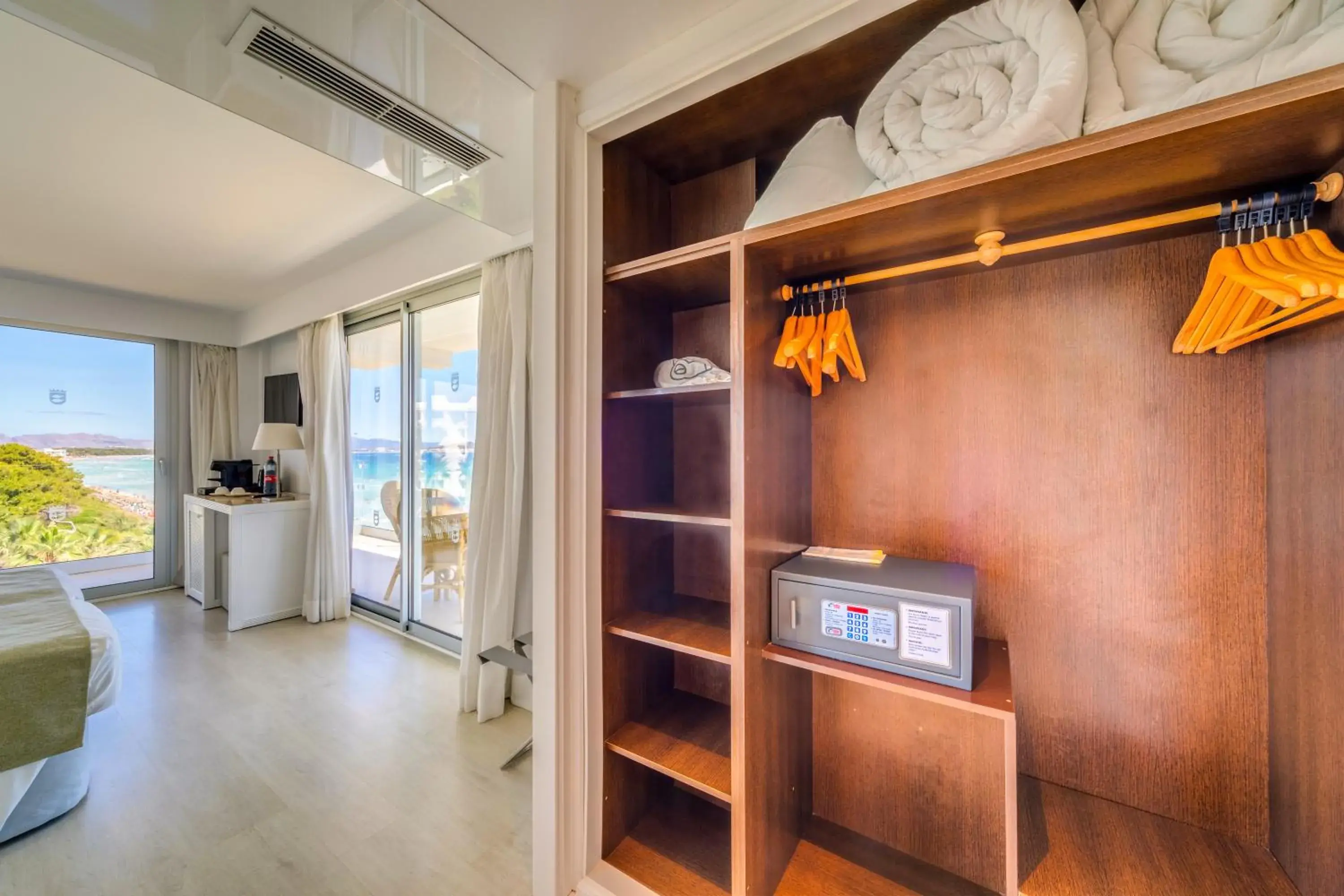 Sea view in Playa Esperanza Resort Affiliated by Meliá Sea view in Playa Esperanza Resort Affiliated by Meliá