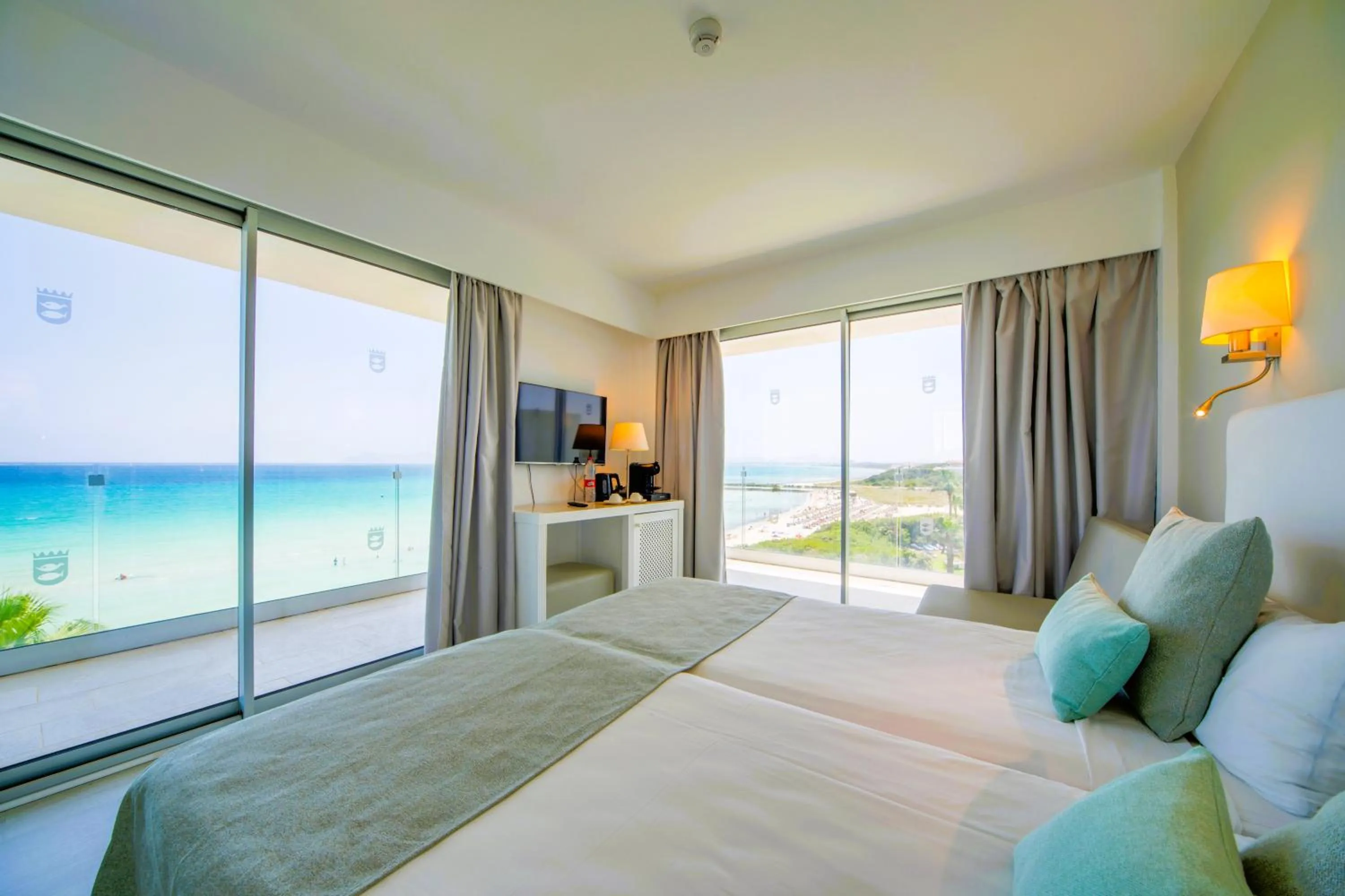 Photo of the whole room, Bed in Playa Esperanza Resort Affiliated by Meliá