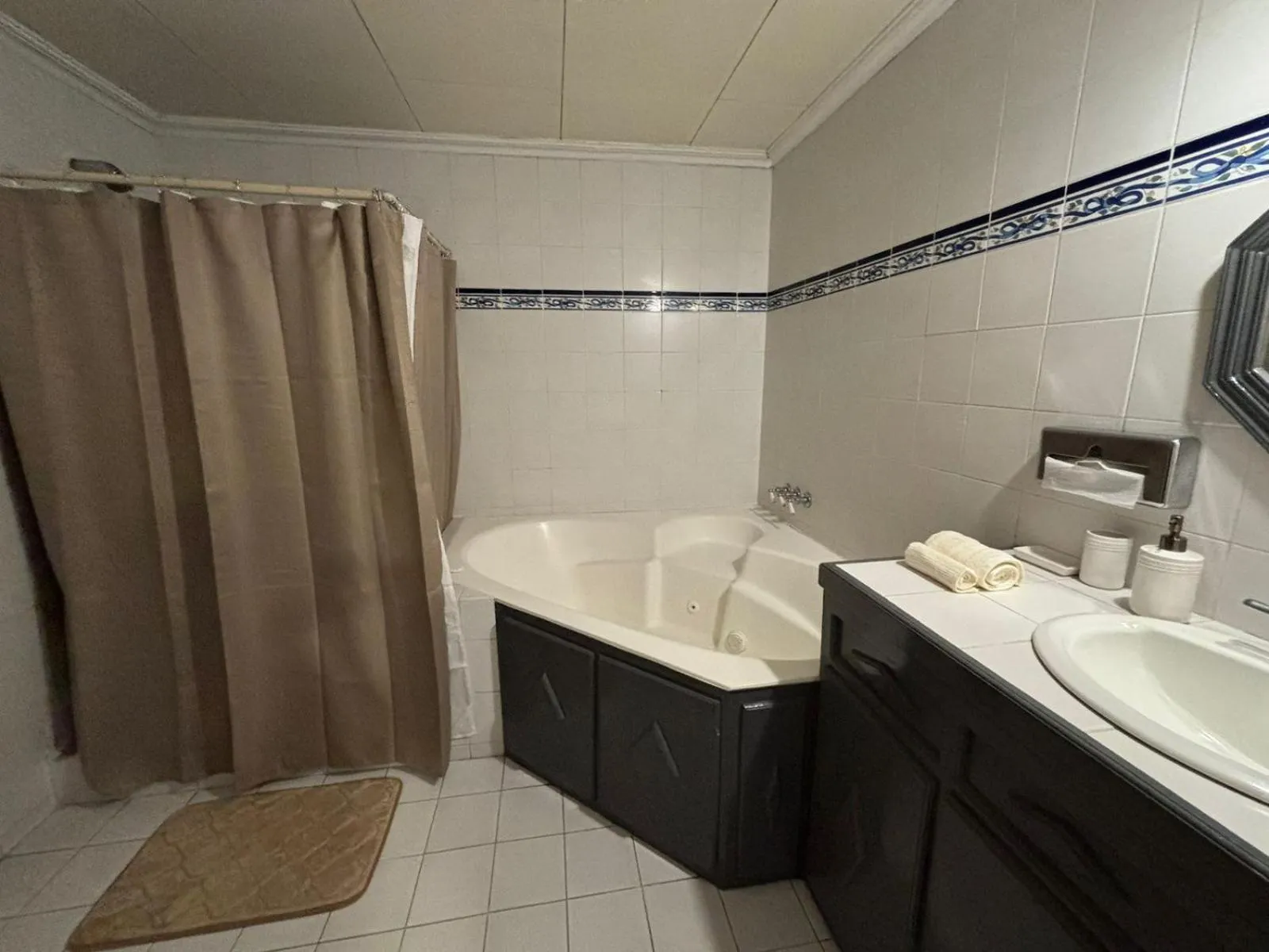 Bathroom in The Victorian Hotel