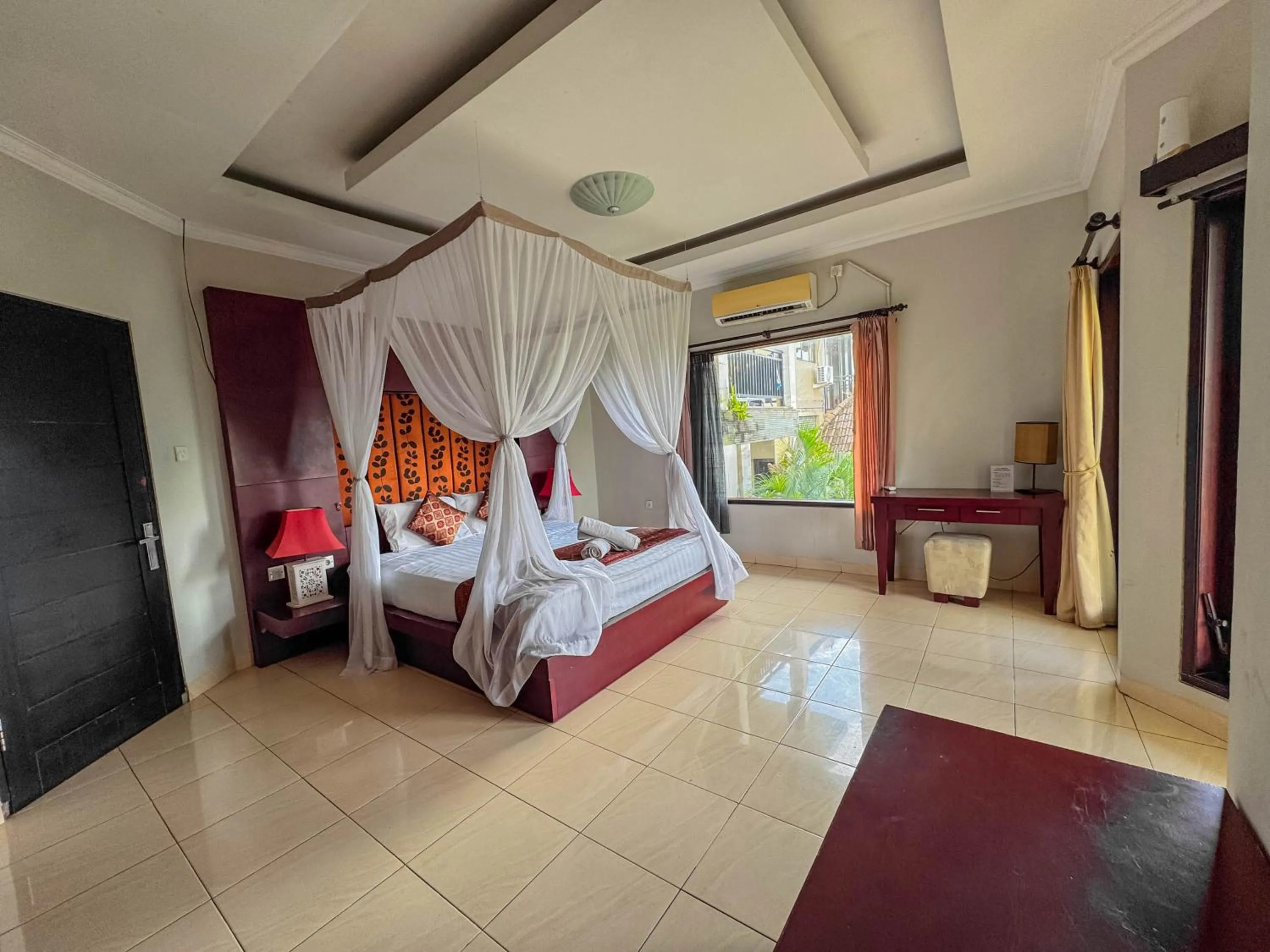 Bed in Griya Shanti Homestay