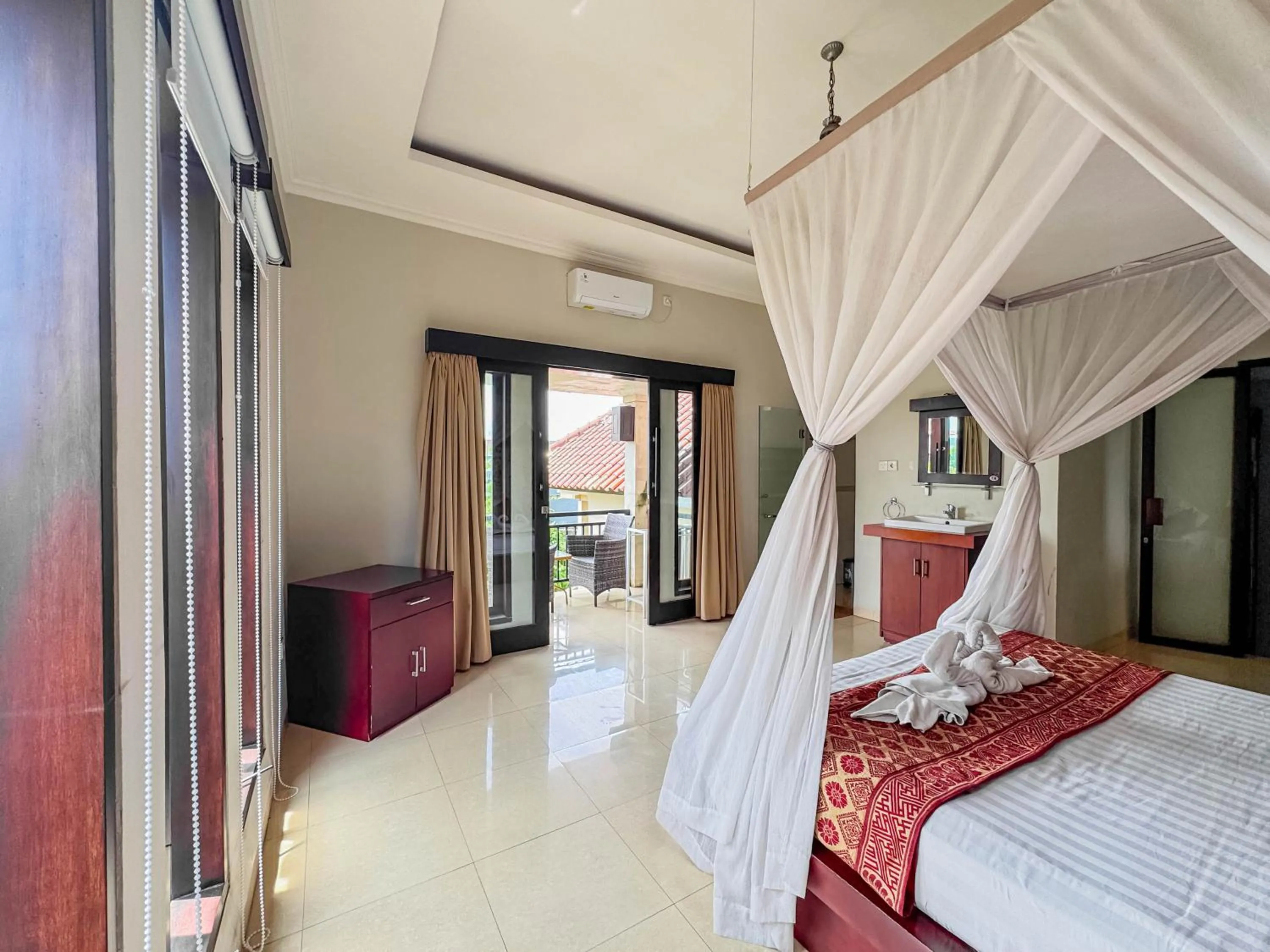 Bed in Griya Shanti Homestay