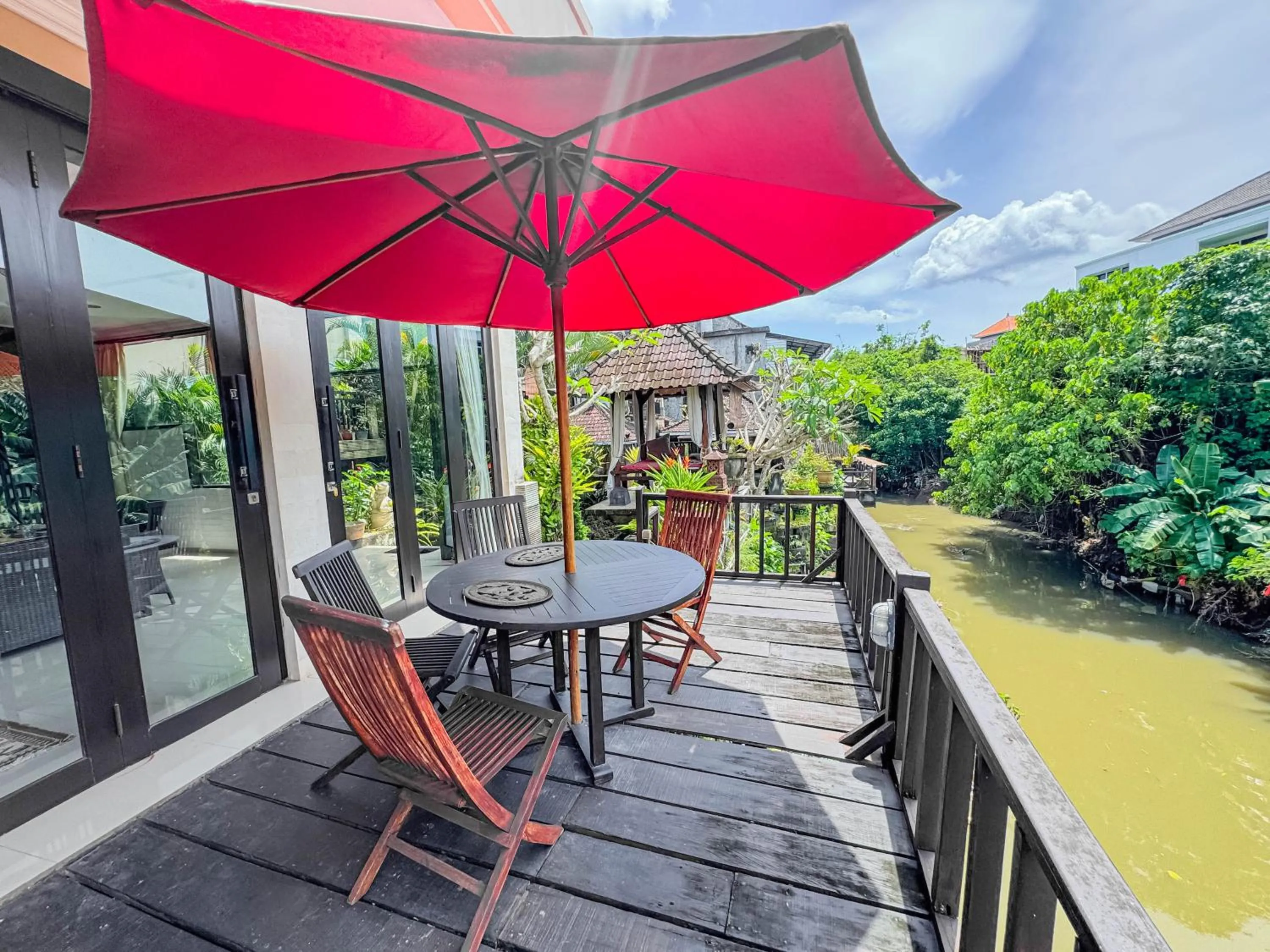 Balcony/Terrace in Griya Shanti Homestay