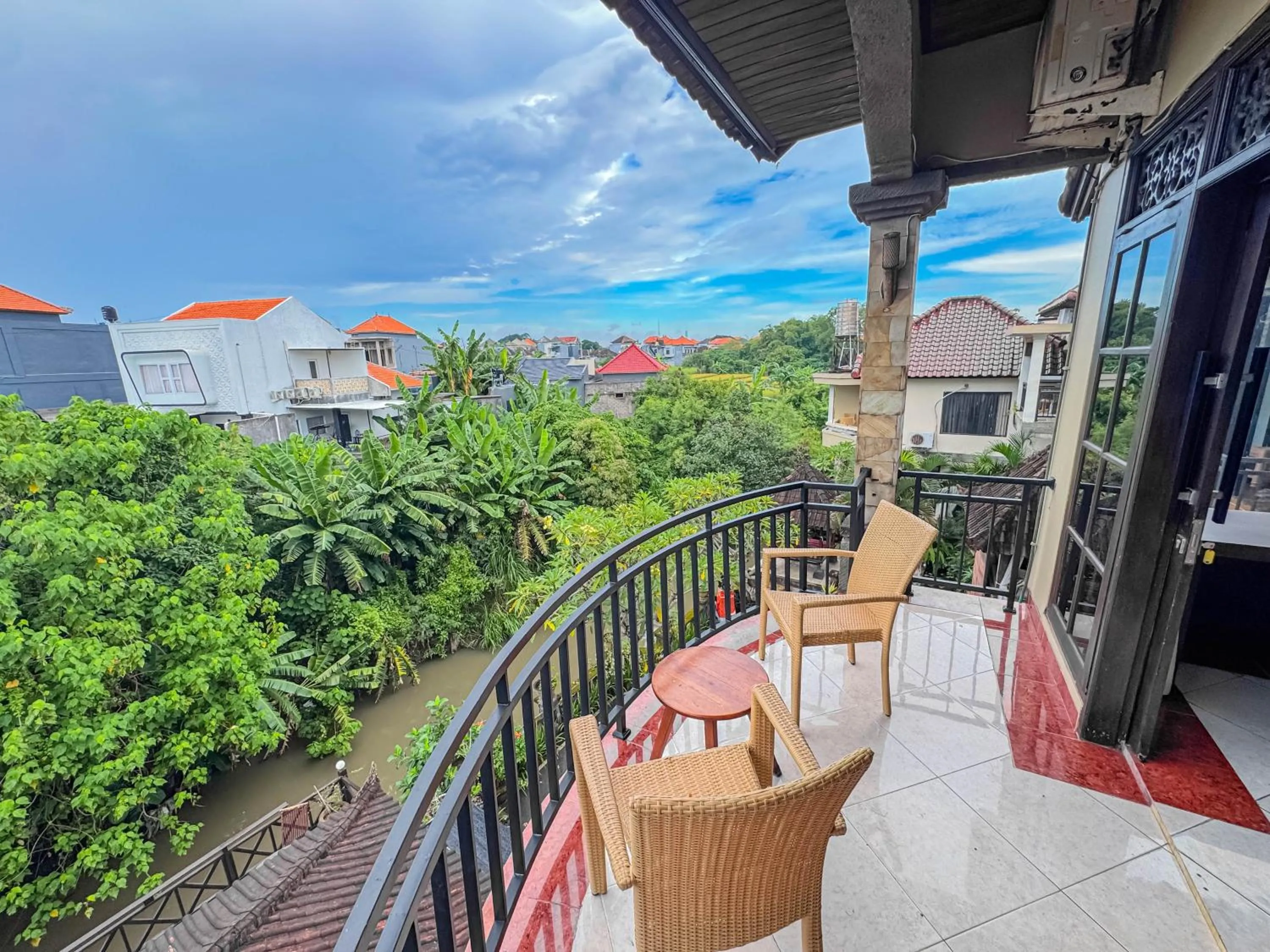 Property building in Griya Shanti Homestay