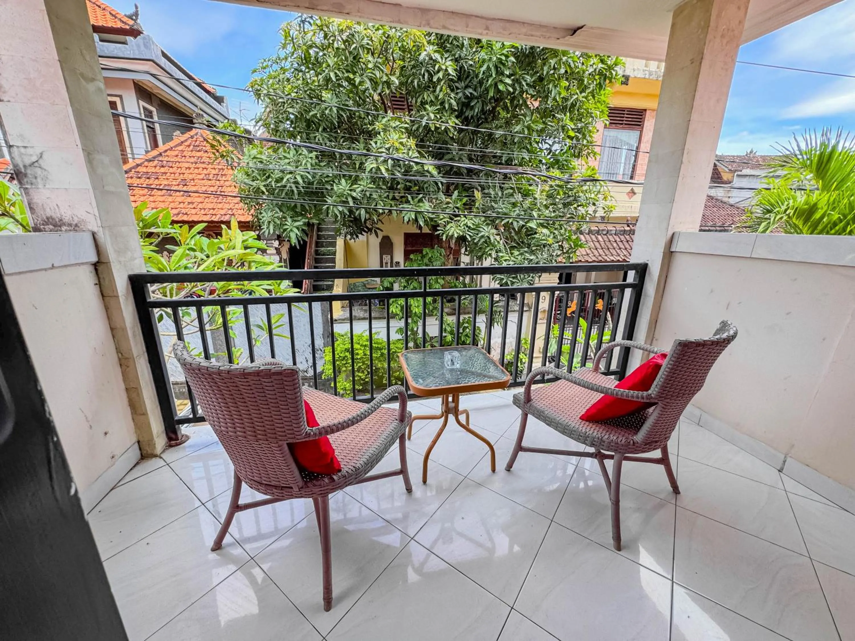 Balcony/Terrace in Griya Shanti Homestay