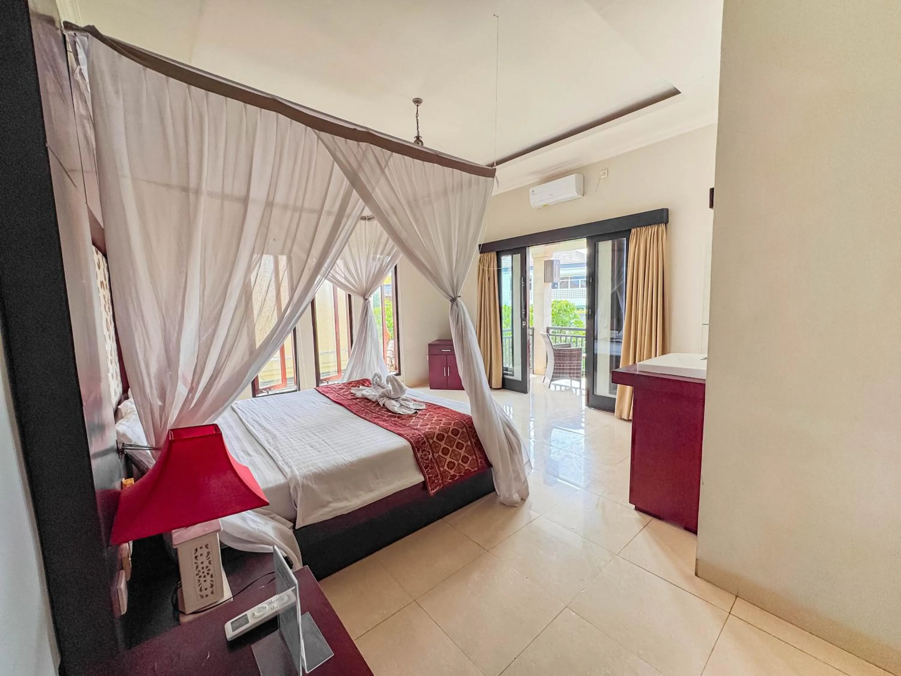Bed in Griya Shanti Homestay