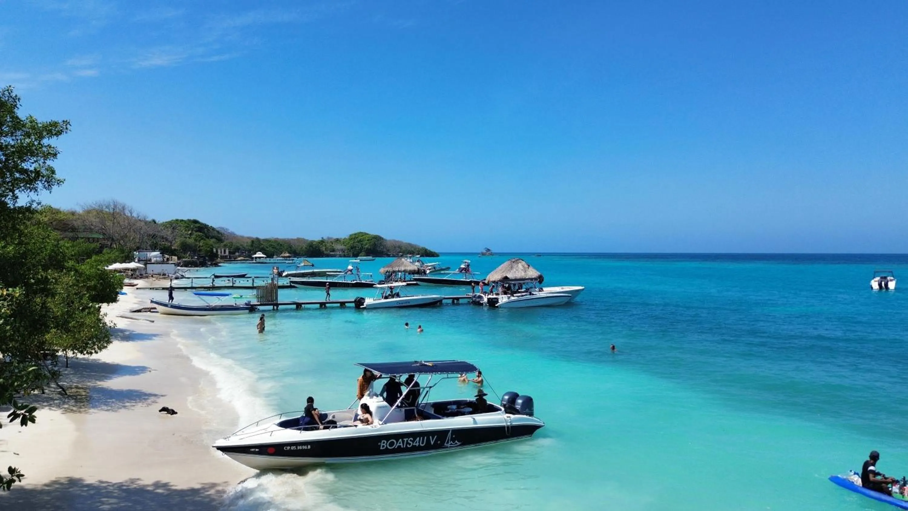Beach in Hotel Coral Sand Islas Del Rosario
