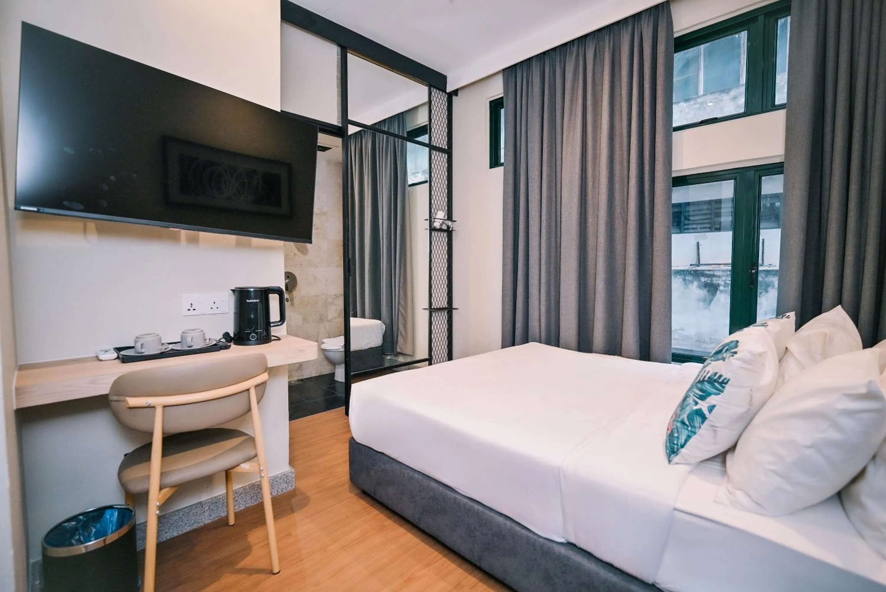 Bed in Kingston Hotel 4 - TRX