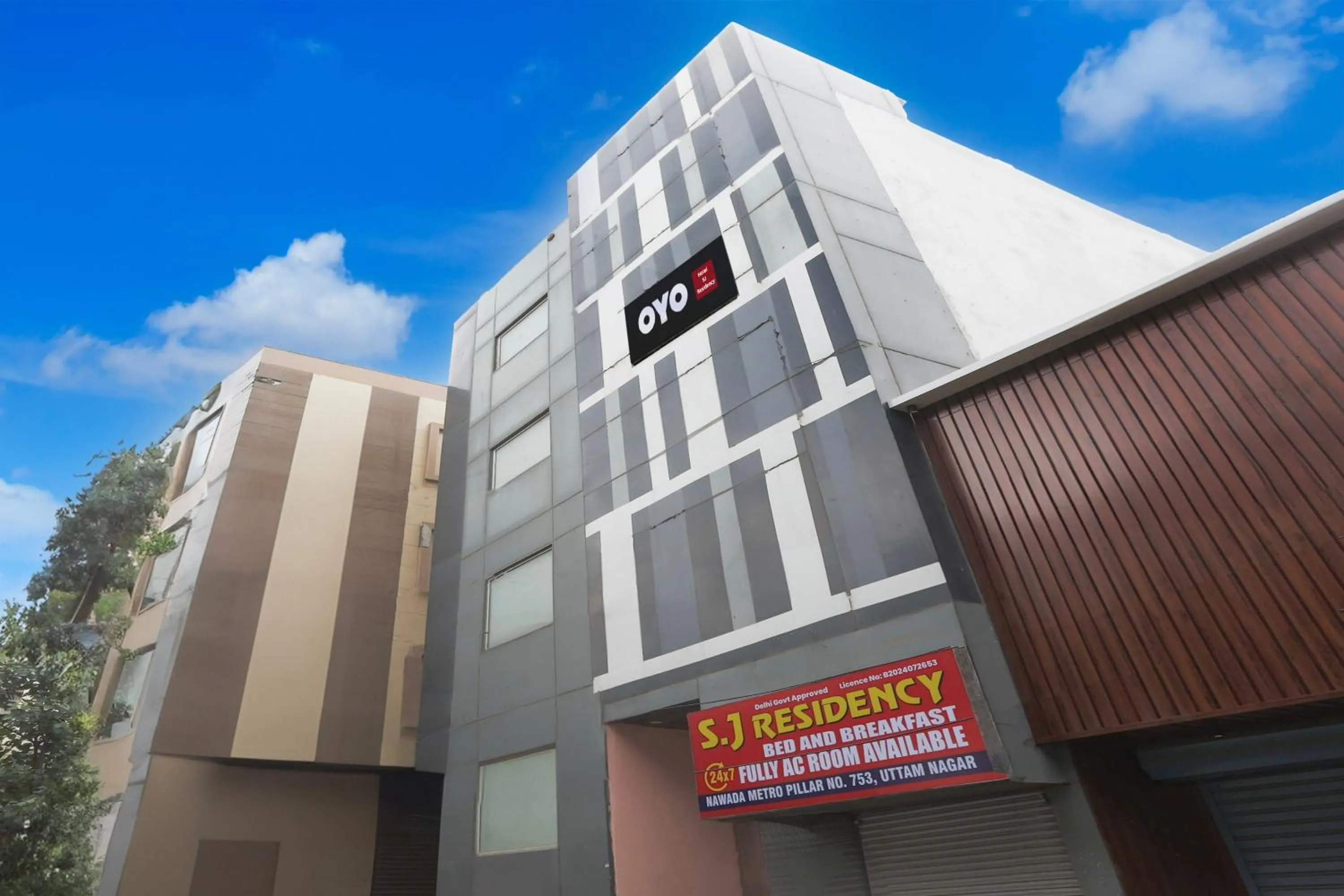 Super Hotel O S J Residency