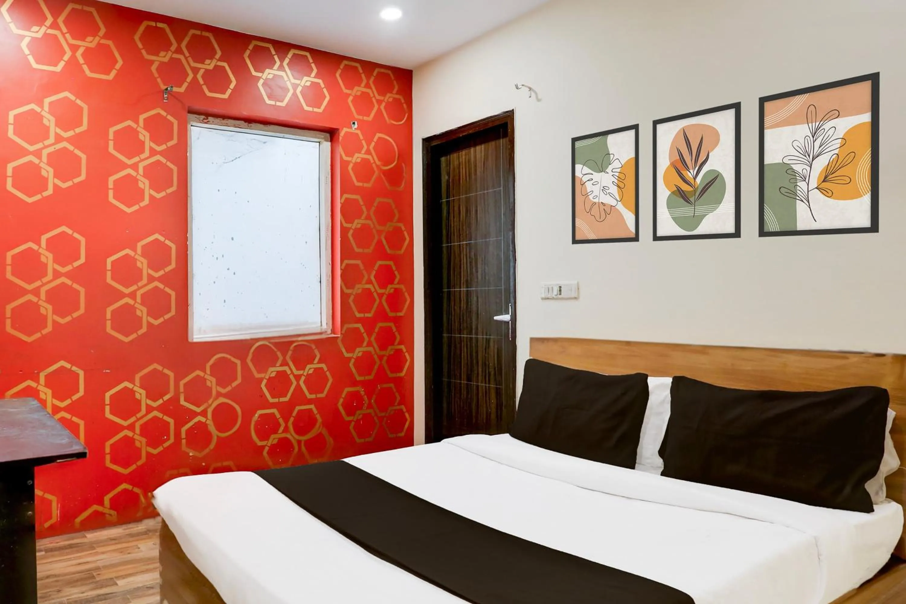 Super Hotel O S J Residency
