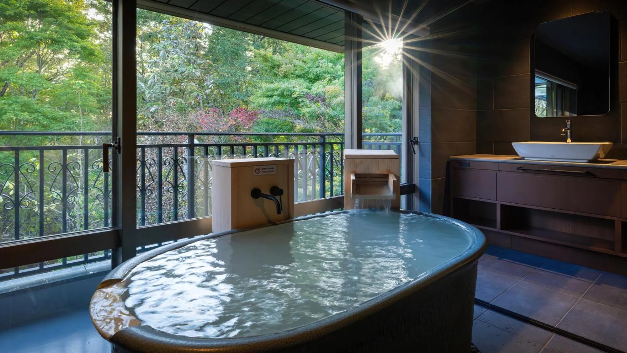Nasu-Onsen Shinshun no Kago Hewitt Resort