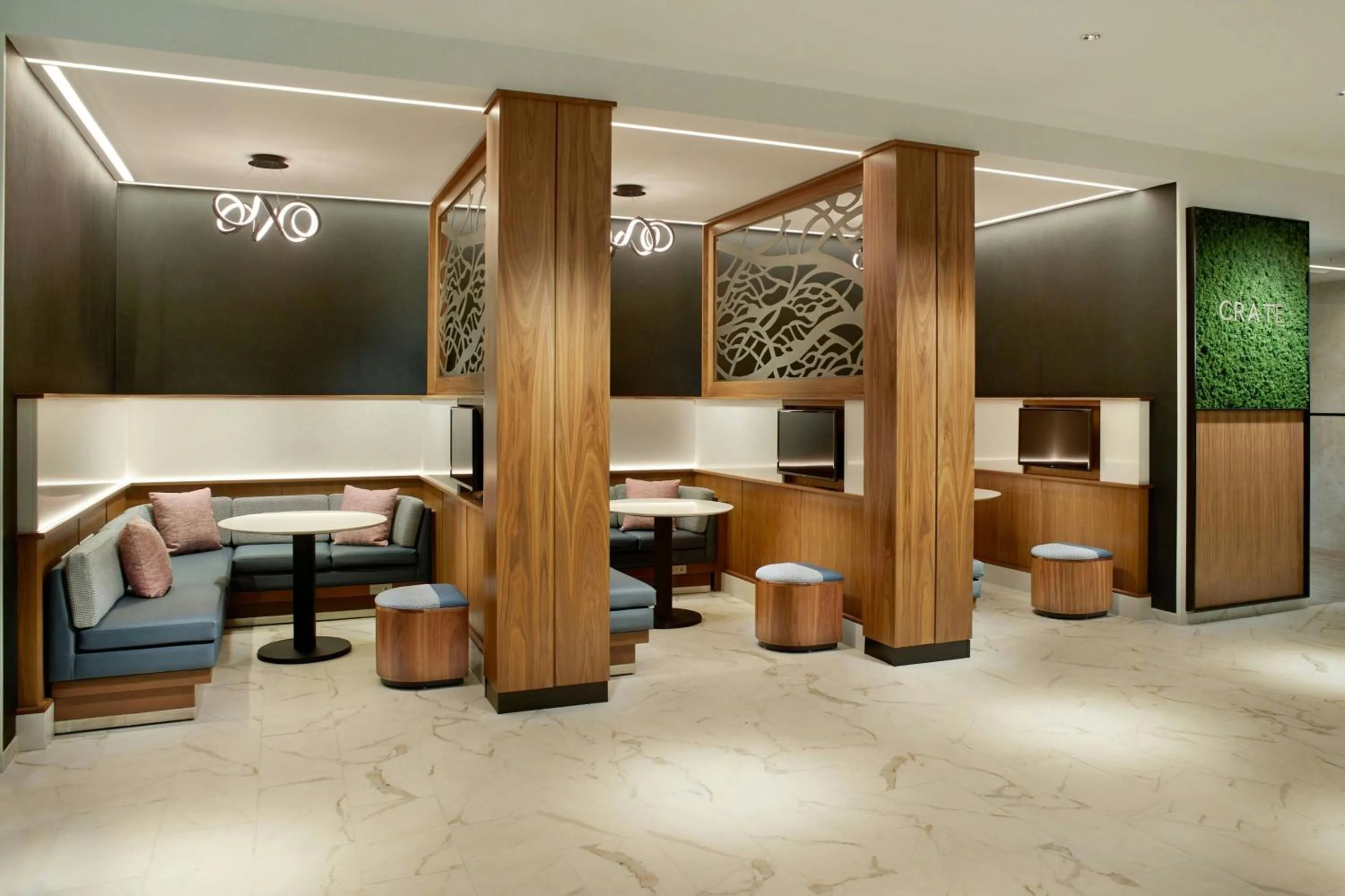 Restaurant/places to eat in Courtyard by Marriott Atlanta Covington