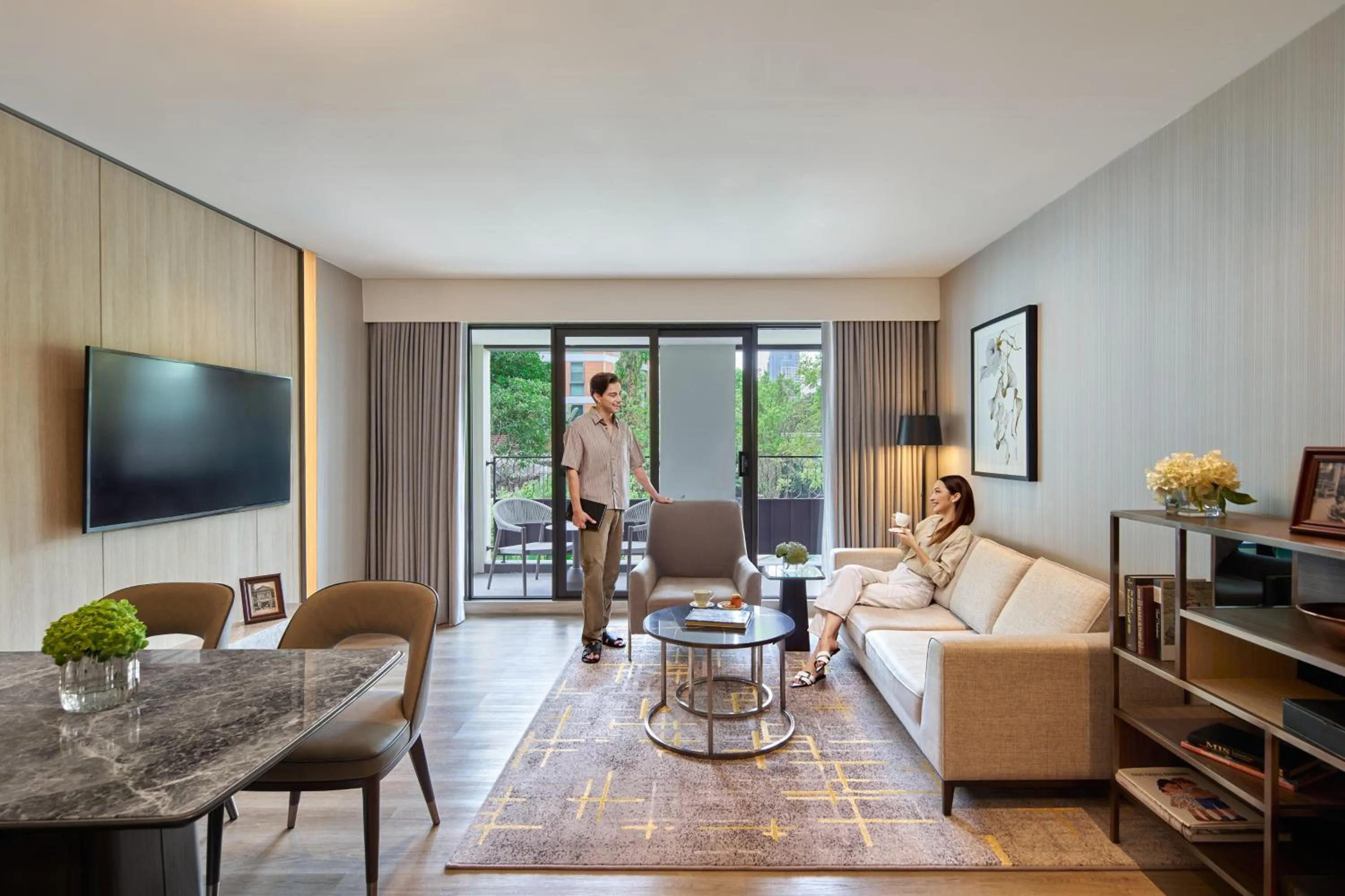 Living room in Marriott Executive Apartments, Bangkok Townhall Sukhumvit