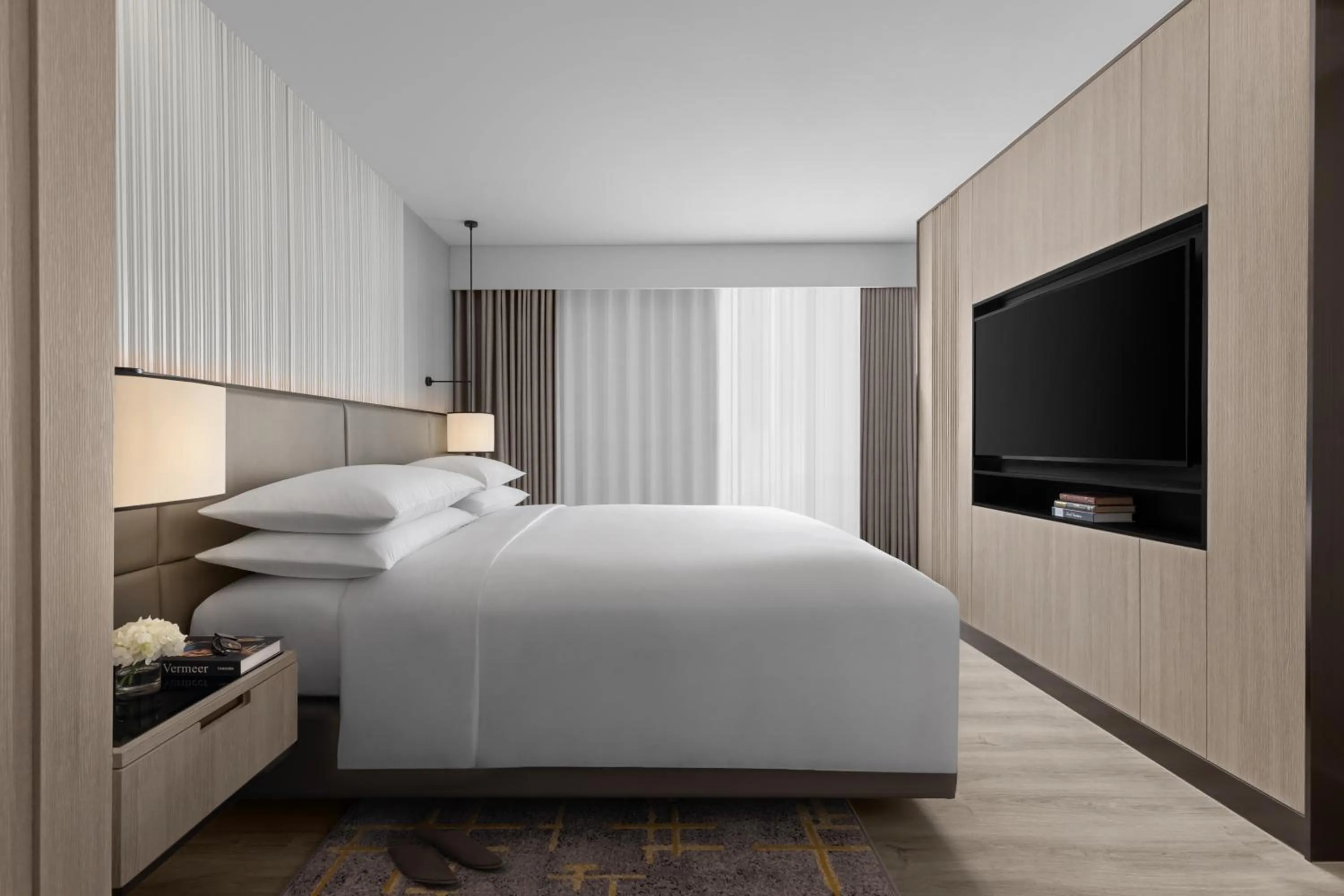 Bedroom, Bed in Marriott Executive Apartments, Bangkok Townhall Sukhumvit