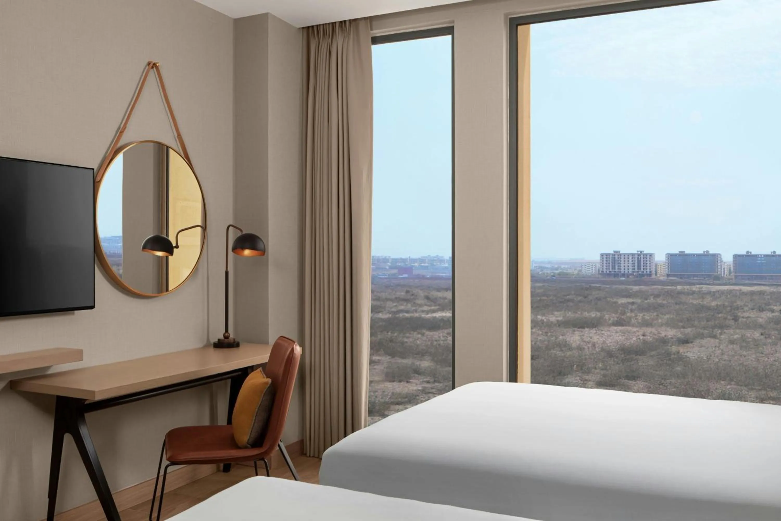 Photo of the whole room, Bed in Four Points by Sheraton Dakar Diamniadio