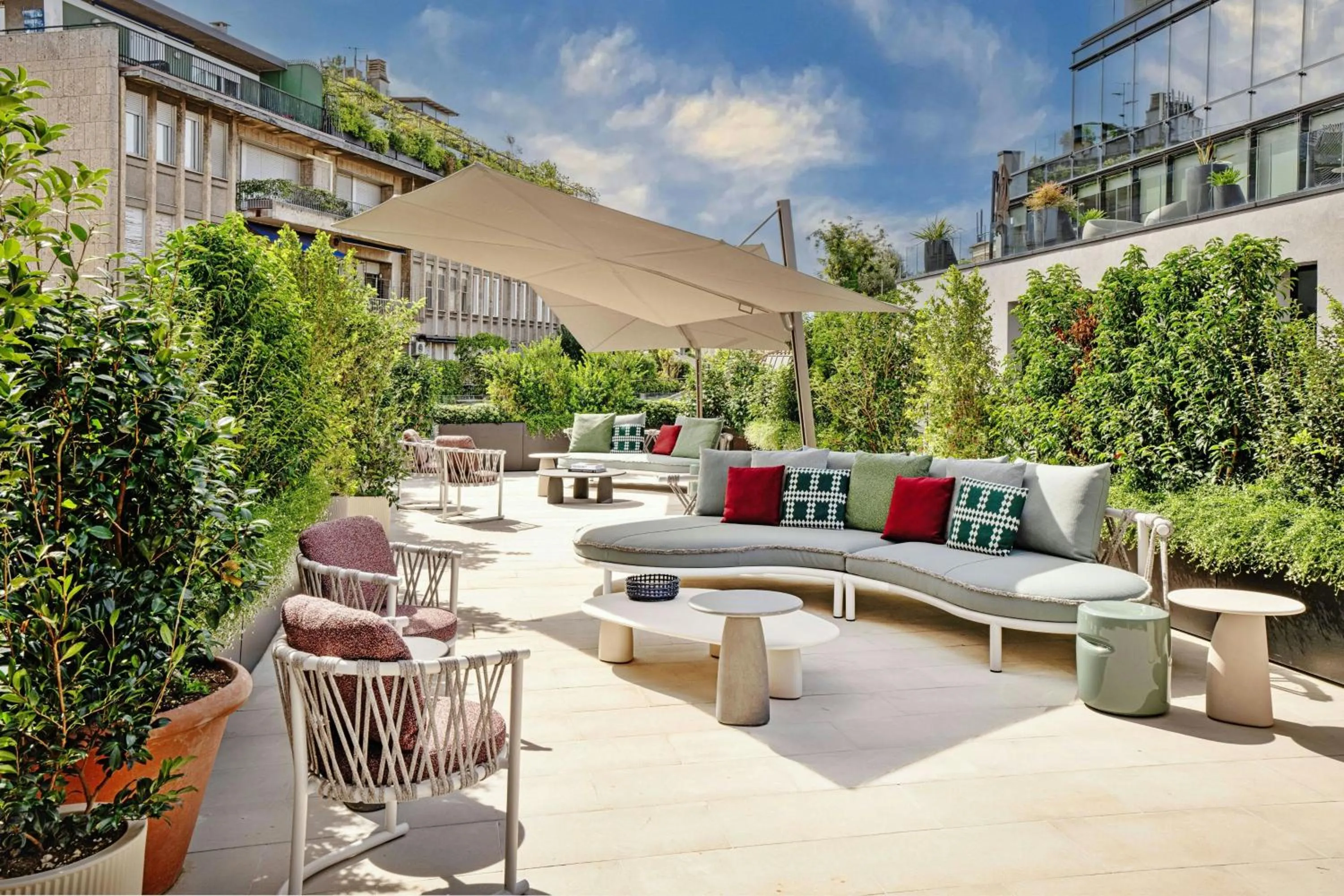 Photo of the whole room in Casa Brera, a Luxury Collection Hotel, Milan