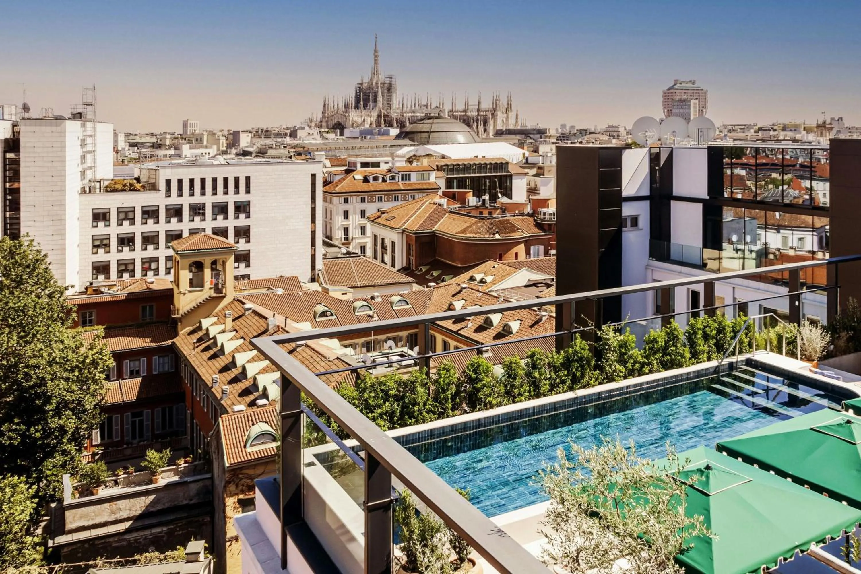 Swimming pool in Casa Brera, a Luxury Collection Hotel, Milan