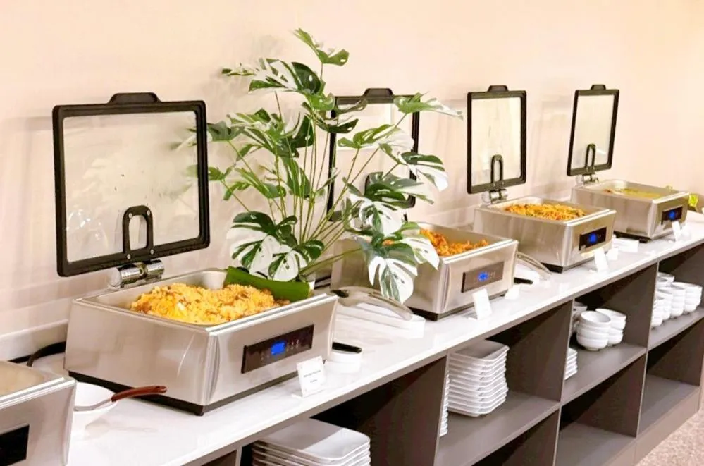 Food and drinks in Miloft Suvarnabhumi Airport Hotel