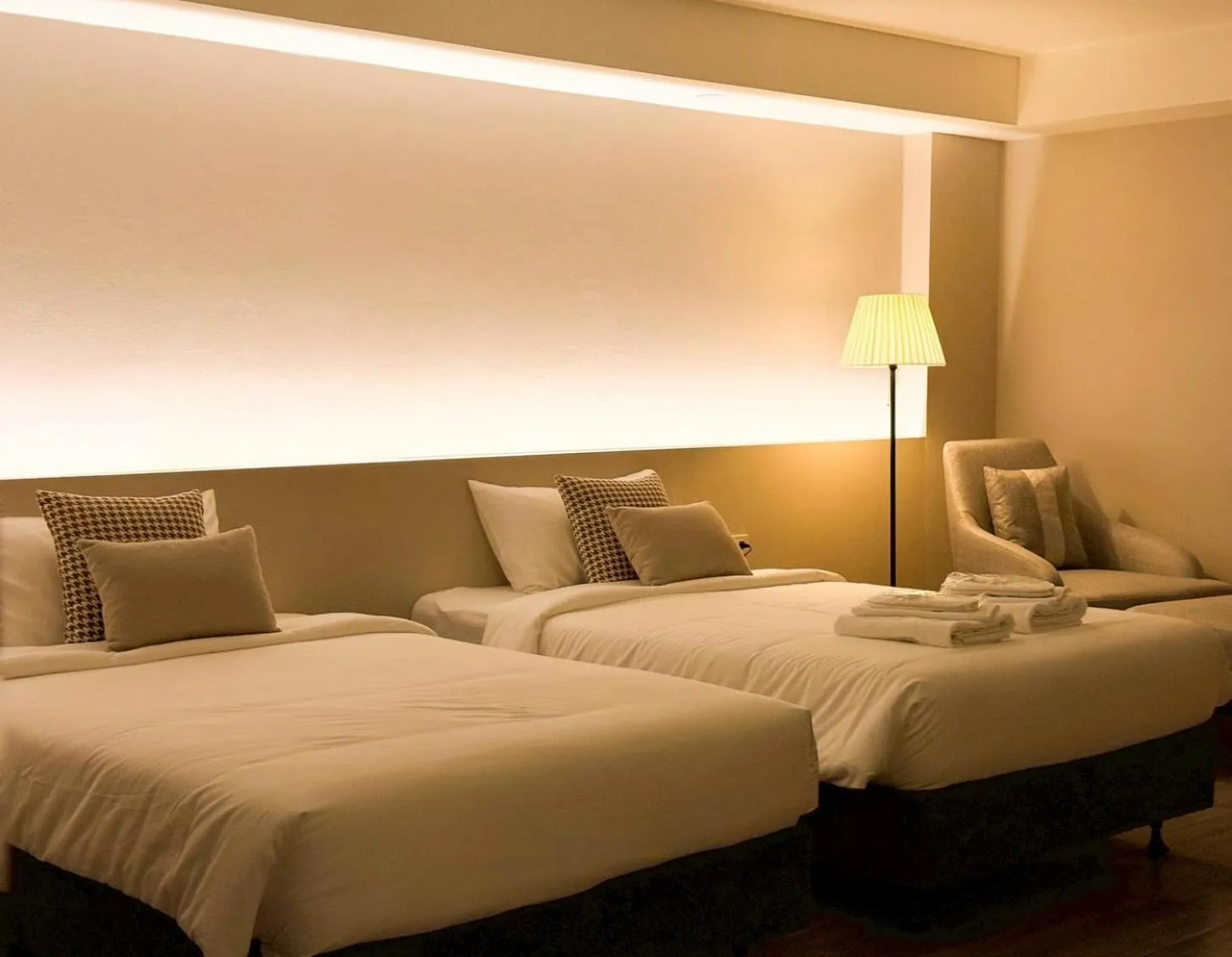 Bed in Miloft Suvarnabhumi Airport Hotel