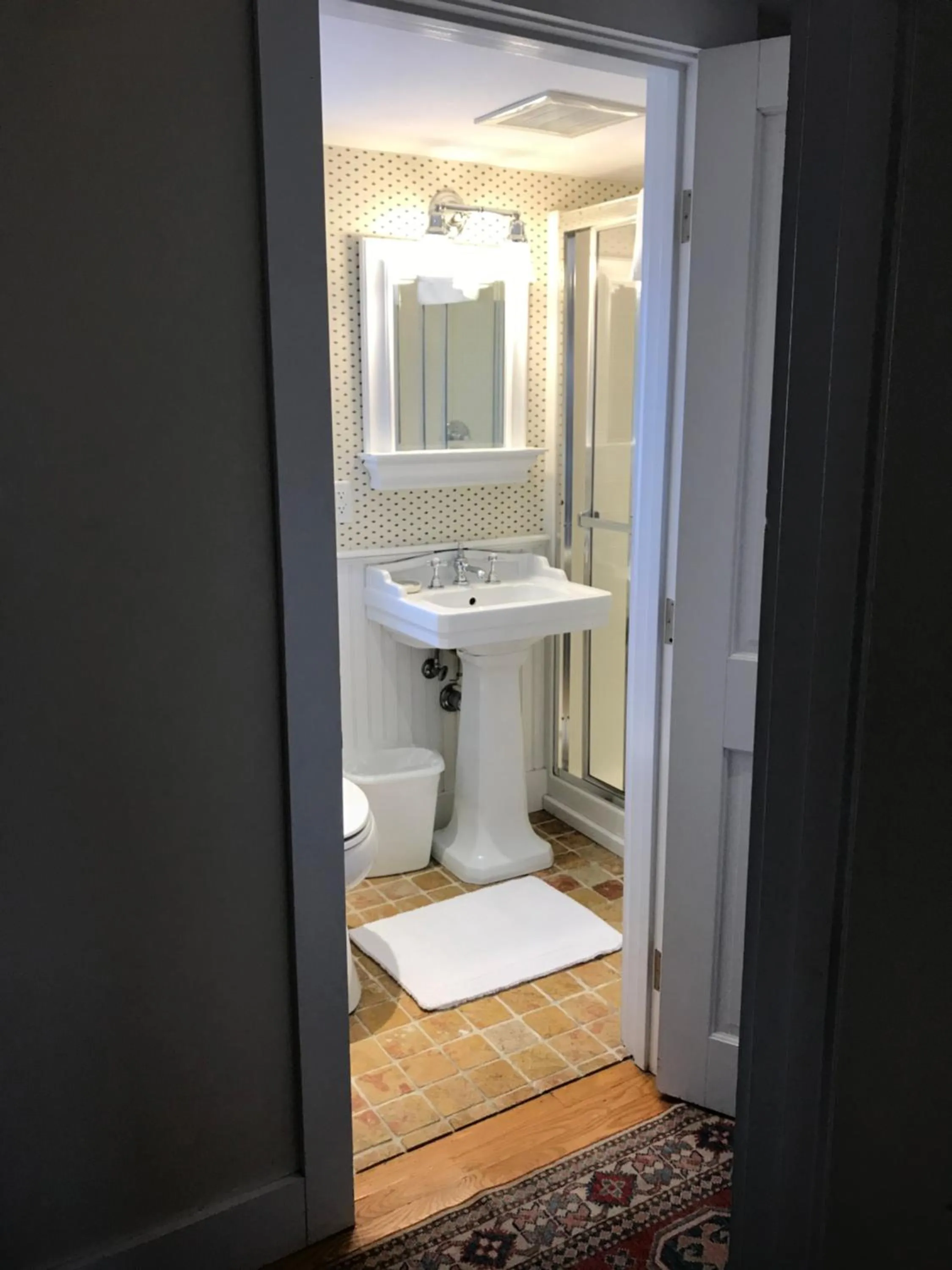 Bathroom in Revere Guest House