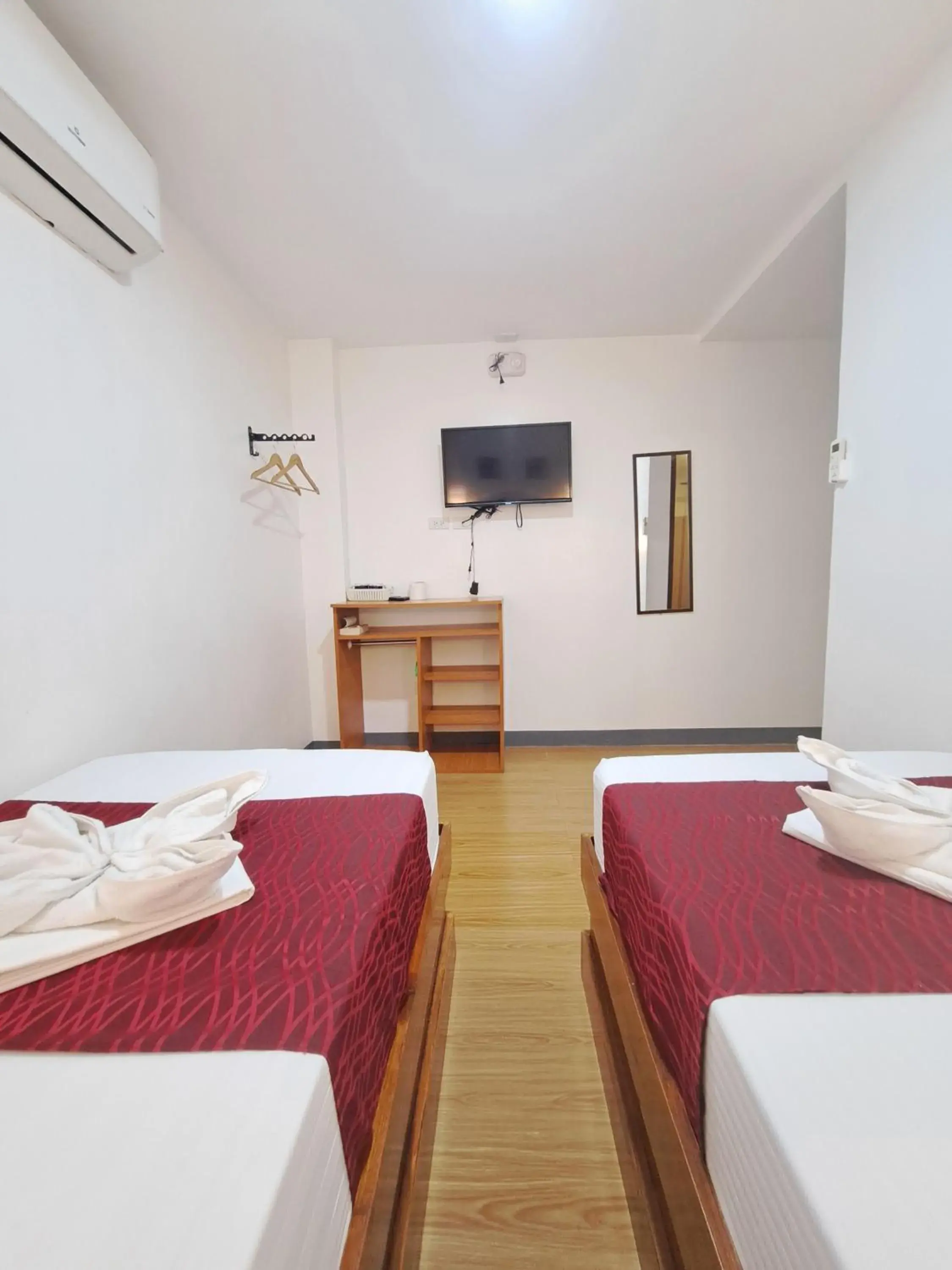 Bed in Virginia Suites Bed in Virginia Suites